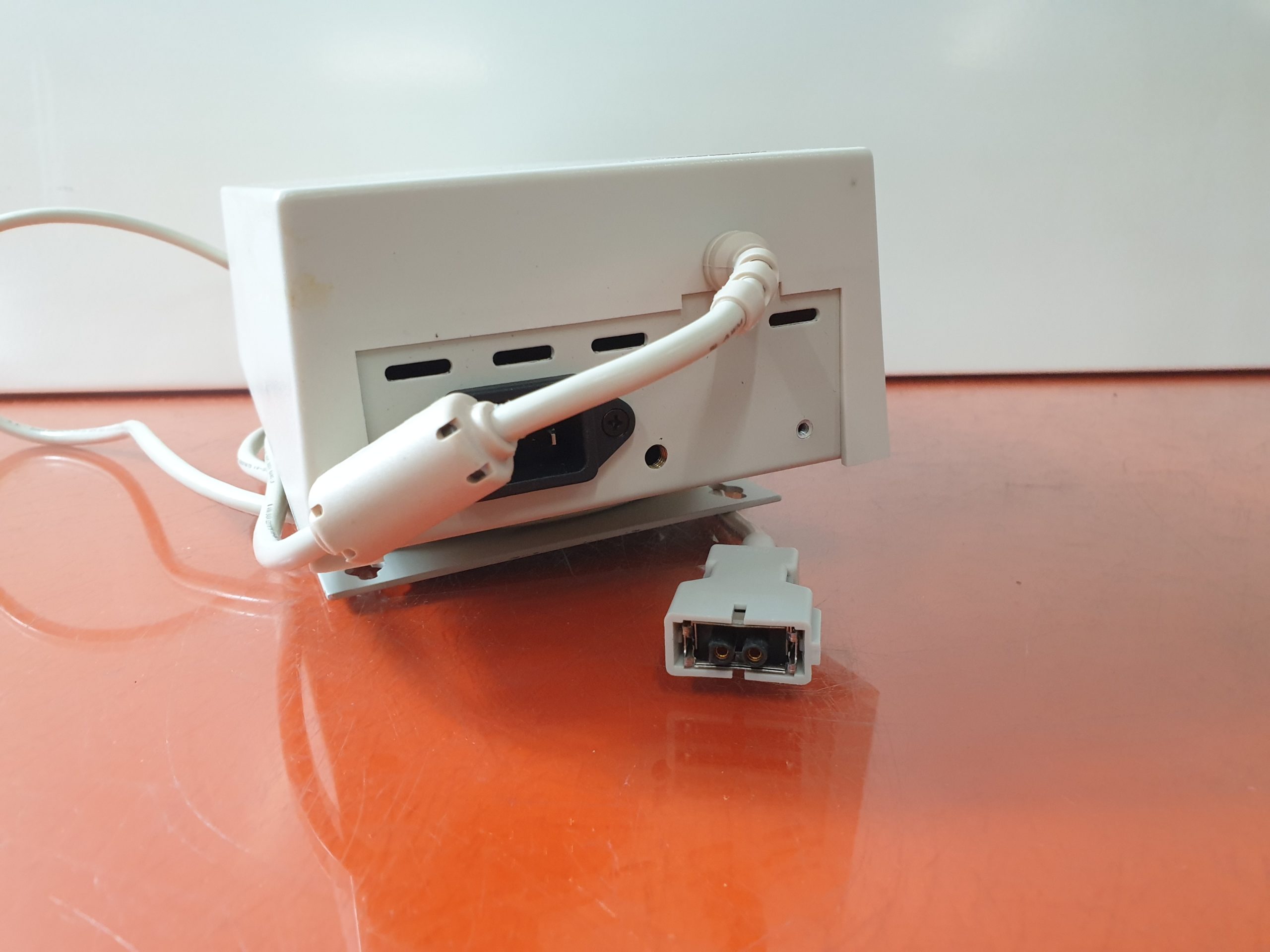Dräger infinity Gamma Patientenmonitor mit Dockingstation und Netzteil thumbnail 5