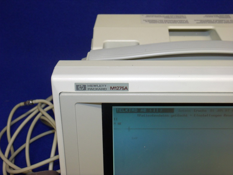 HP M1275A Monitor Überwachungsmonitor mit 03 Module EKG; SPO2 und NBP — image 1 of 1