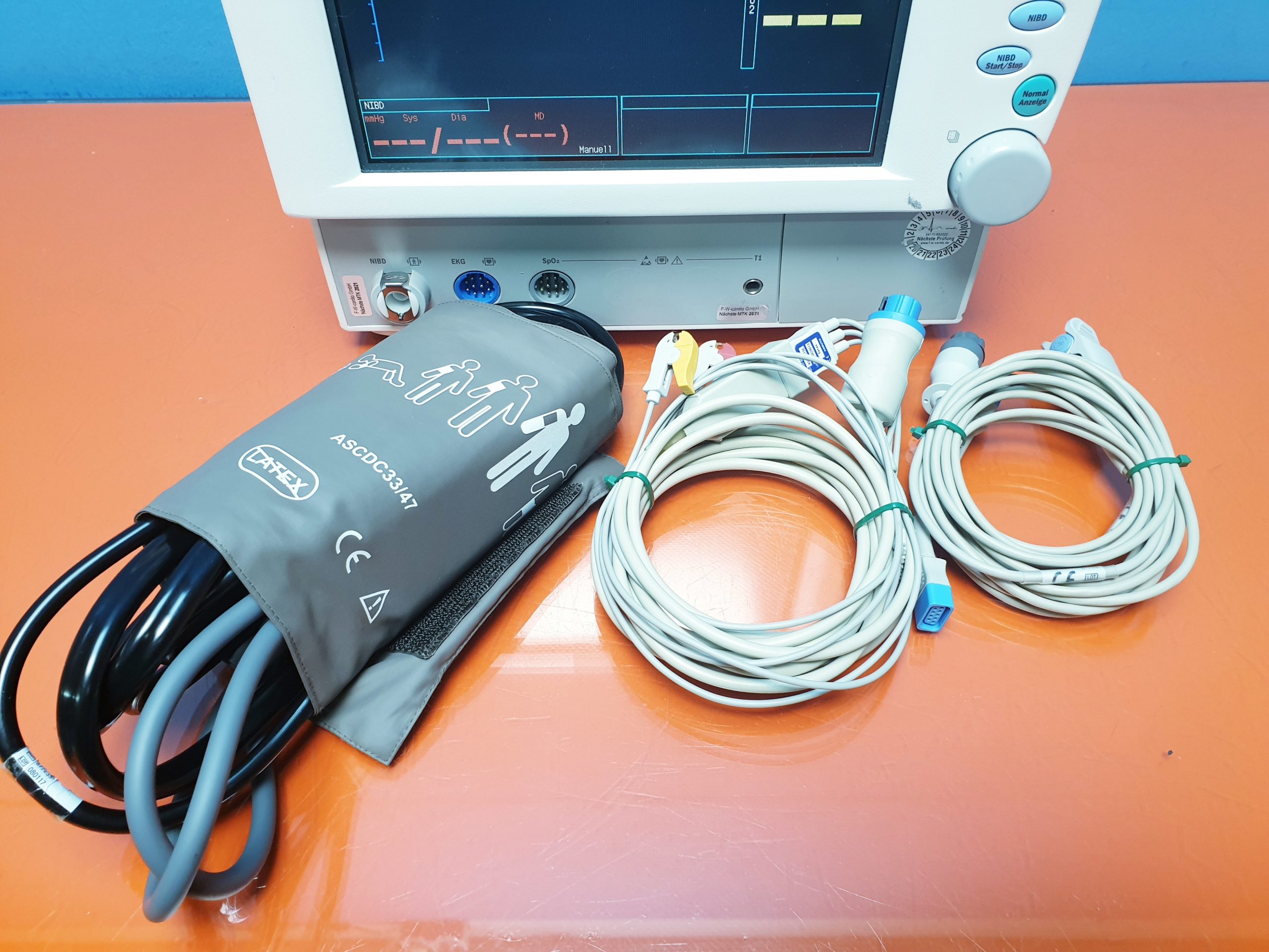 Datex Ohmeda Cardiocap 5 Patientenmonitor Überwachungsmonitor — image 1 of 1