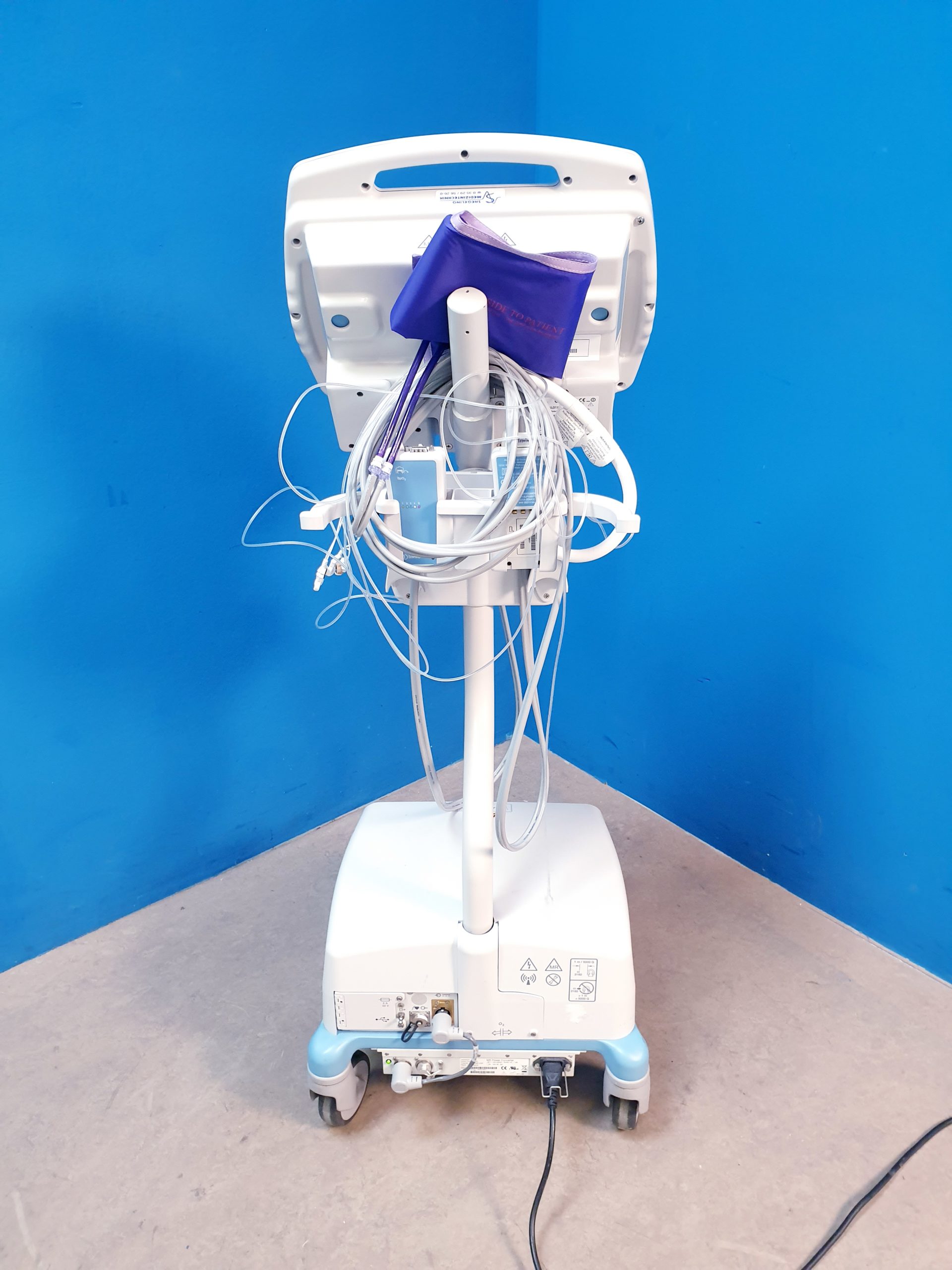 Invivo MRI Monitor, Überwachungsmonitor mit Zubehör thumbnail 3