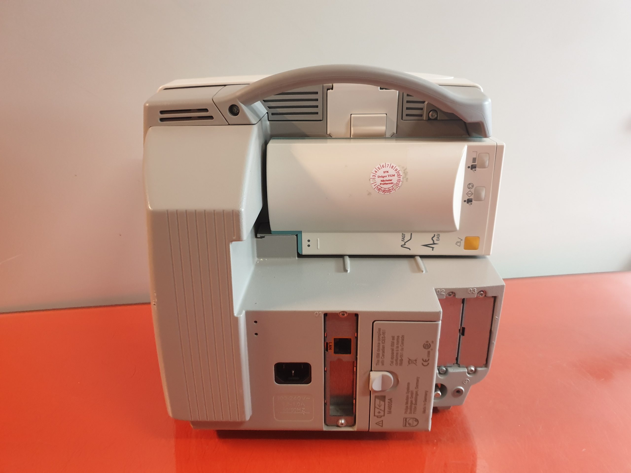 Philips IntelliVue MP20 // MP 20 Patientenmonitor EKG SpO2 NiBp . mit M3001A Modul thumbnail 4