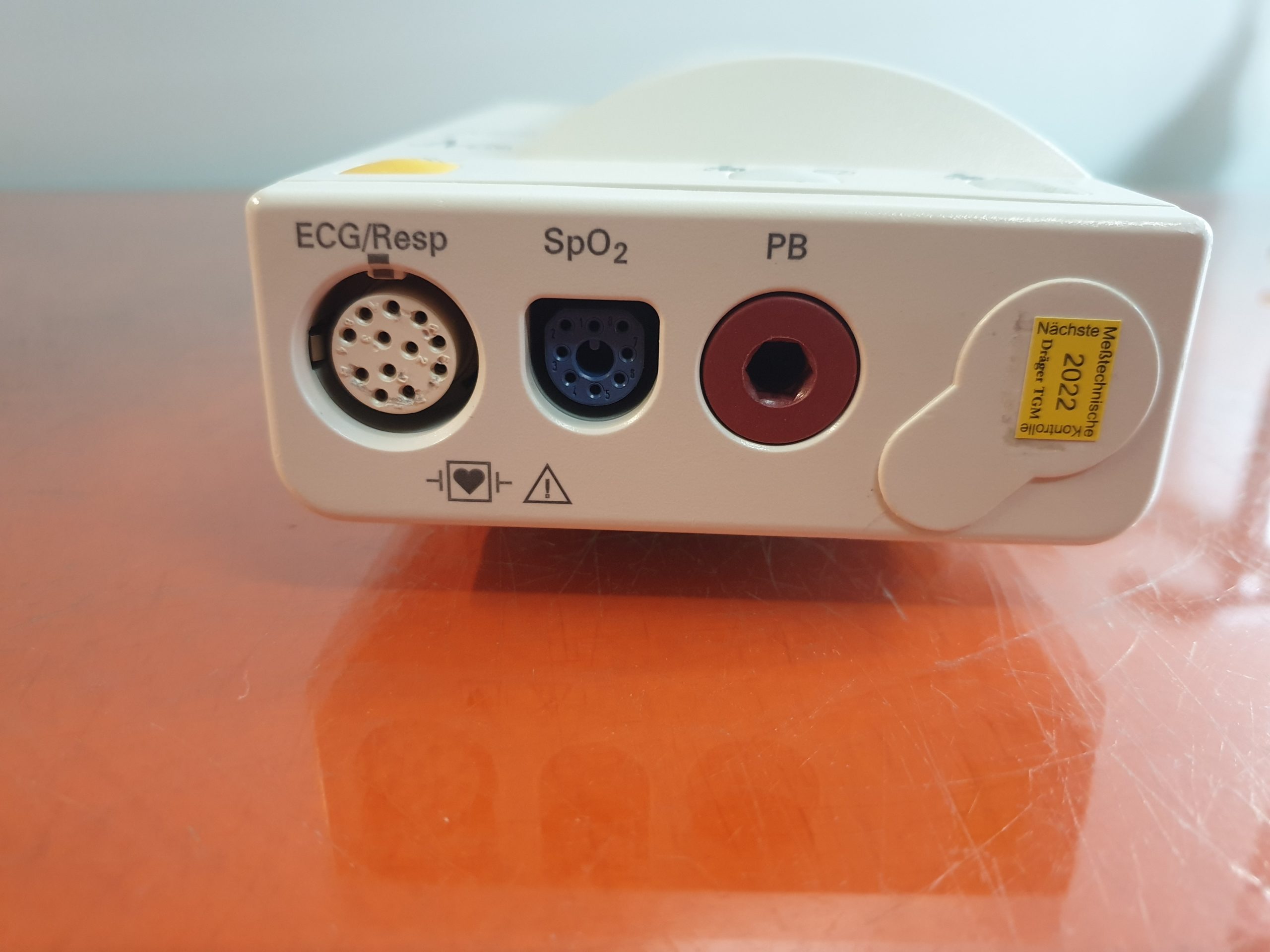 Philips IntelliVue MP20 // MP 20 Patientenmonitor EKG SpO2 NiBp . mit M3001A Modul thumbnail 7