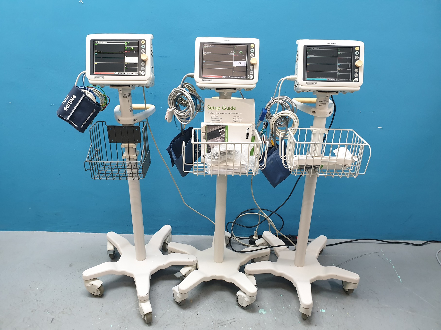 Philips SureSigns VM6 NIBP SpO2, EkG, Temp, …. Fahrbar — image 1 of 8