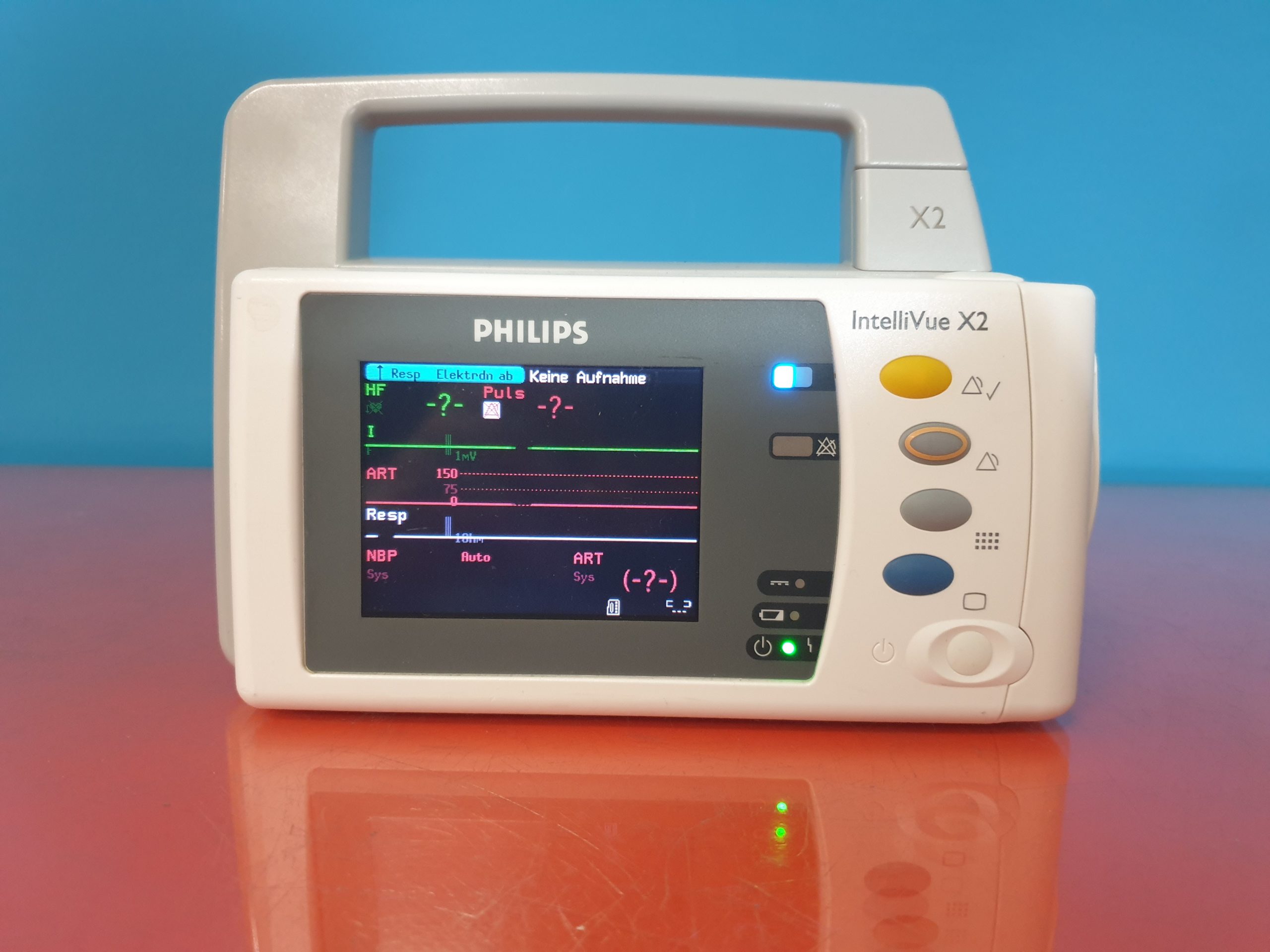 Philips IntelliVue X2 M3002A Patient Monitor Überwachungsmonitor mit Kabel — image 1 of 3
