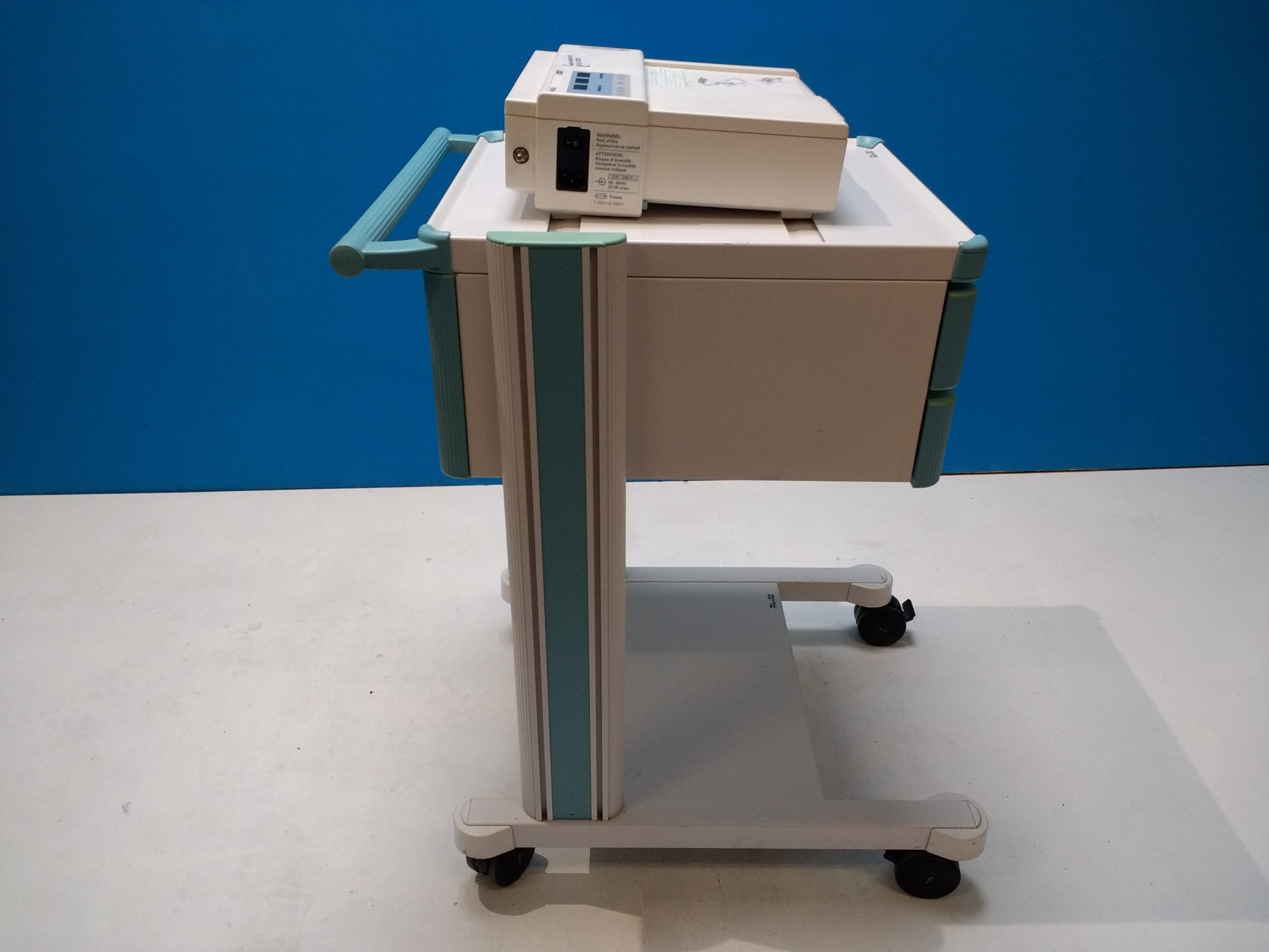 Philips Series 50 IP-2 CTG Fetal Monitor thumbnail 7