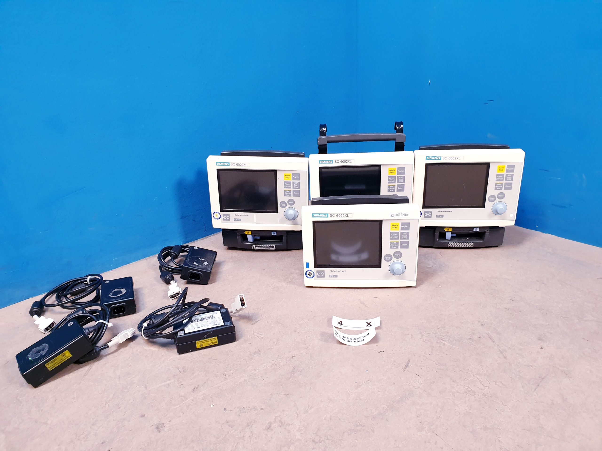 Siemens SC 6002 XL Patientenmonitor Überwachungsmonitor SC6002XL — image 1 of 15