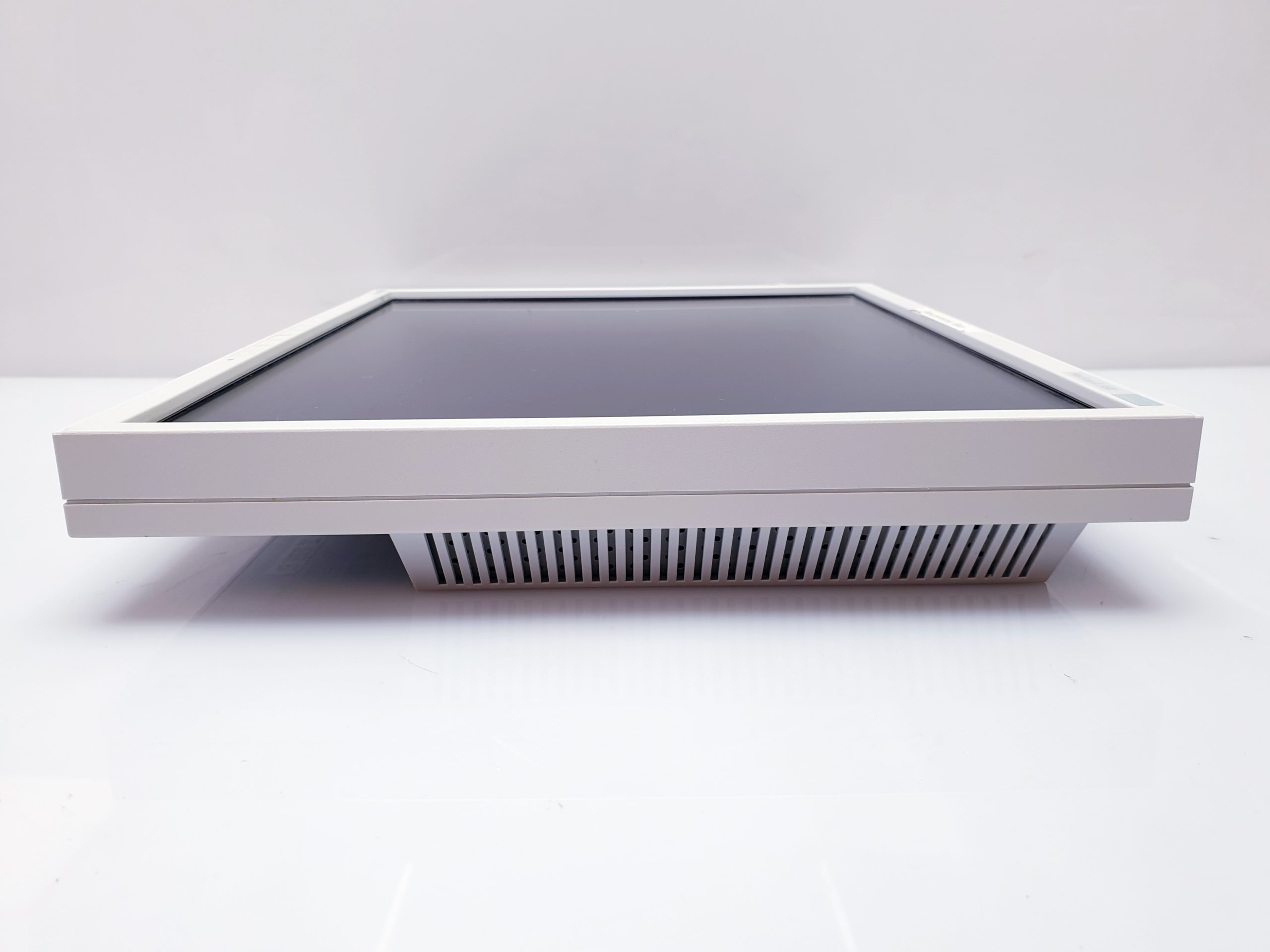 Eizo FlexScan L568 Monitor thumbnail 5