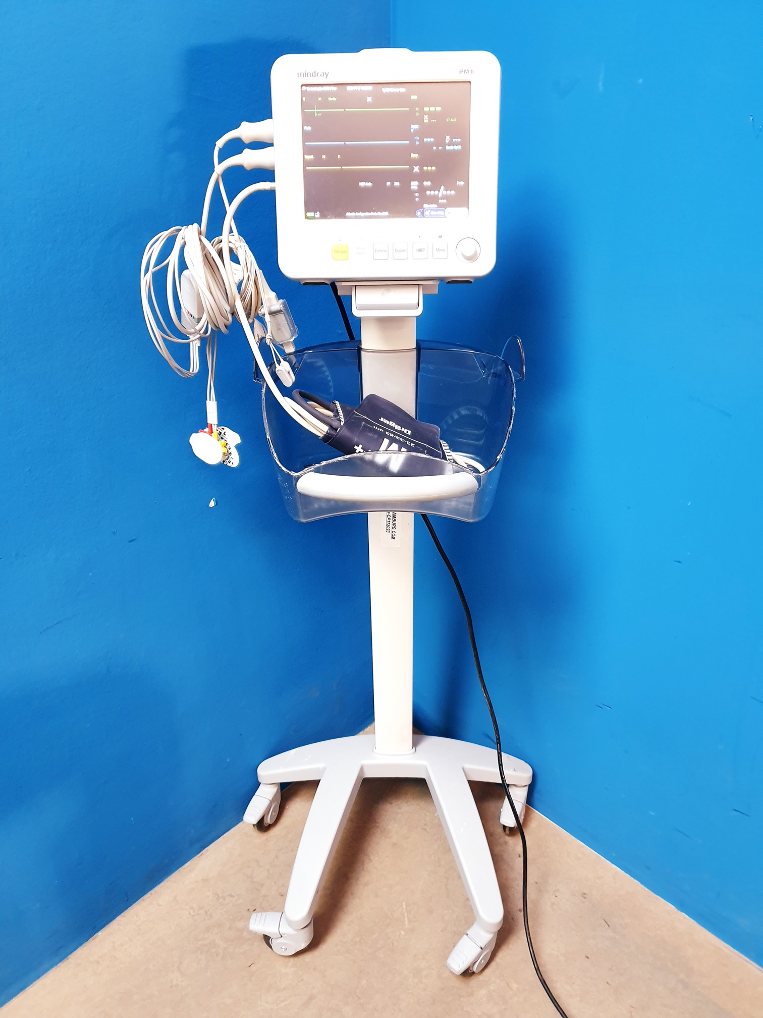 MINDRAY iPM 8 iPM8 Monitor – Übeerwachungsmonitor + EKG Ableitungskabel + SpO2 Sensor + Blutdruckmanschette thumbnail 3