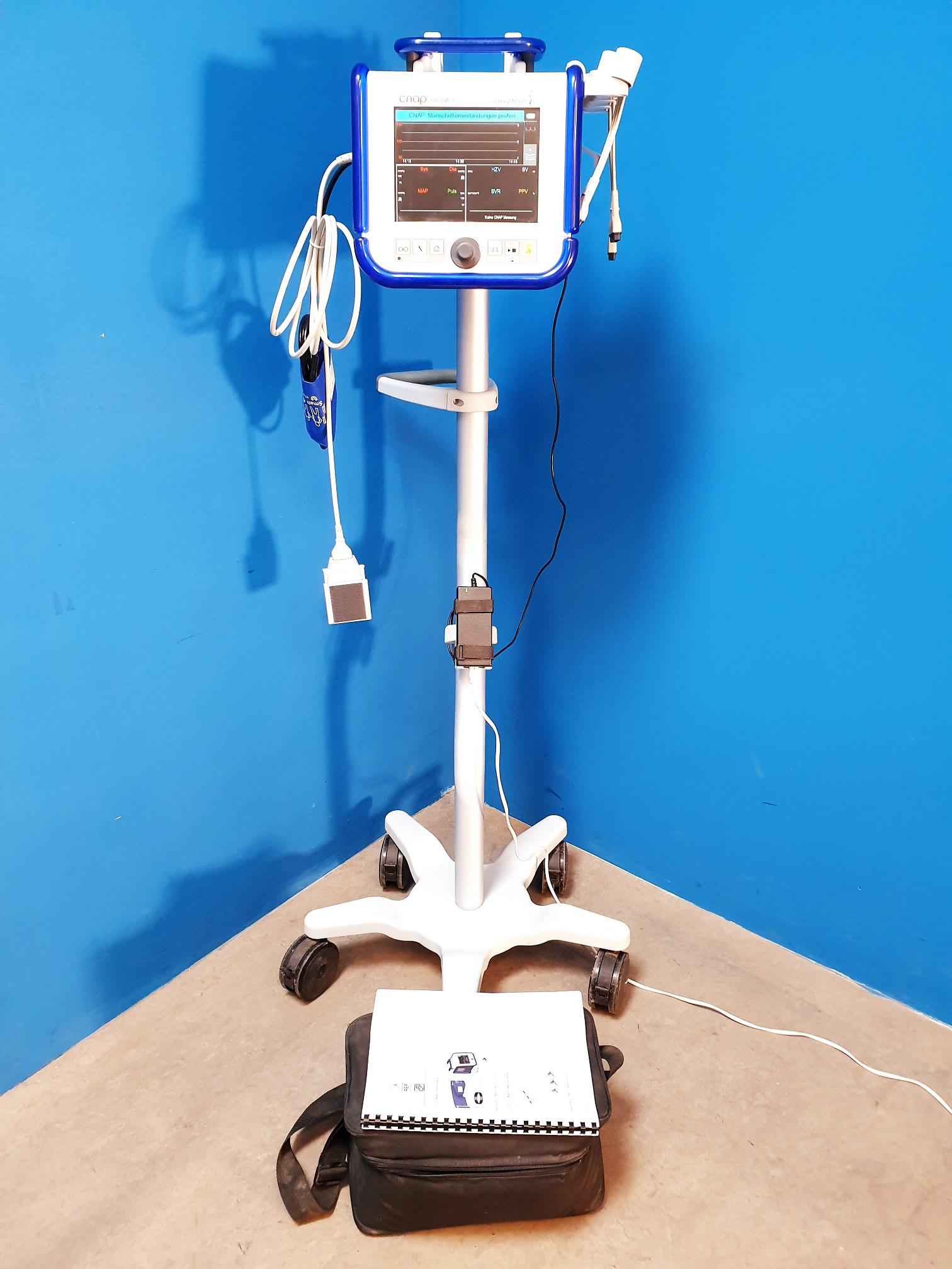 CNSystems CNAP Monitor 500 by CNSystems Continuous Noninvasive Blood Pressure Monitoring DOM 2015 thumbnail 2