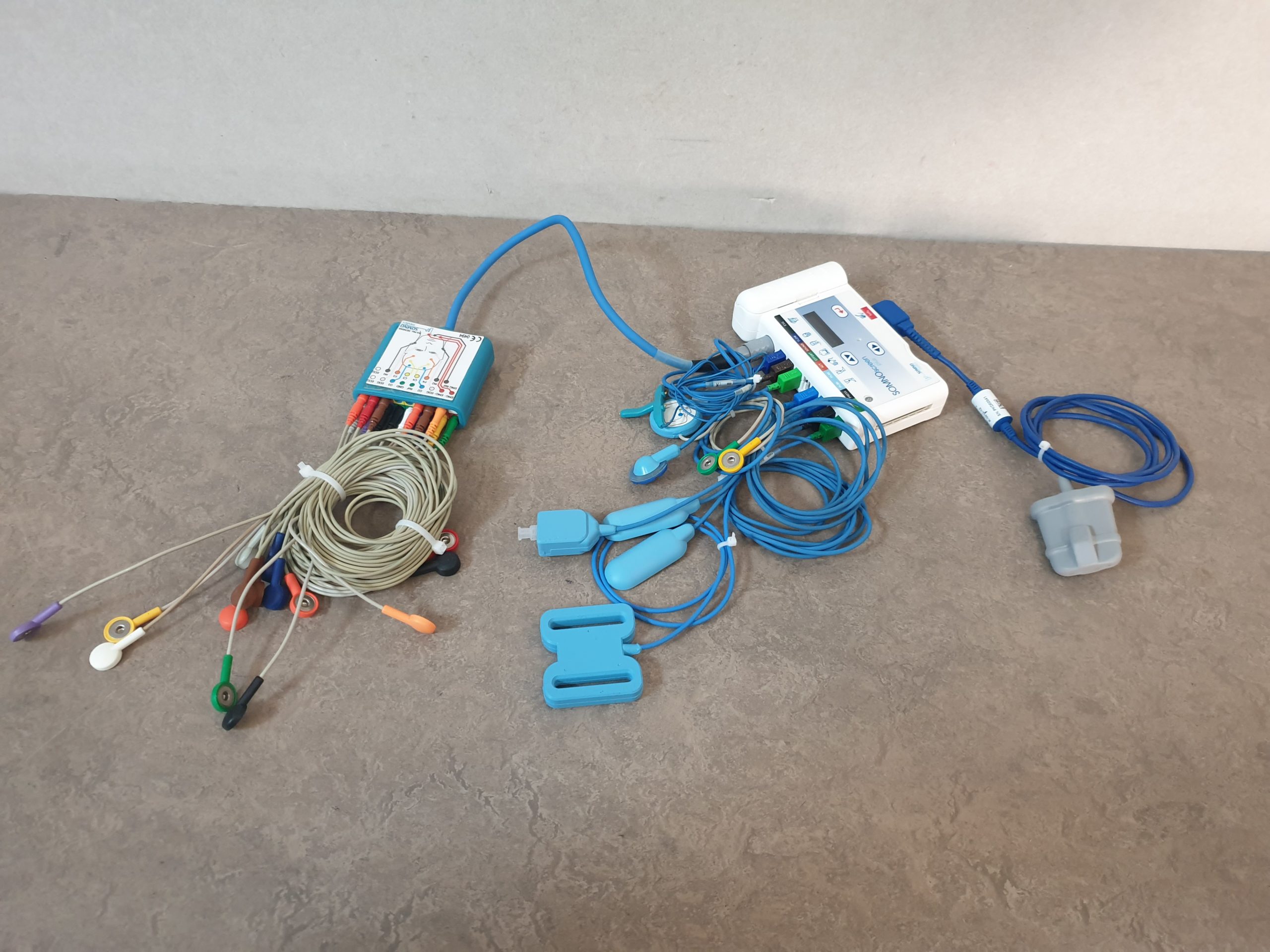 Somno Medics SOMNOscreen Plus PSG Polysomnographic System + Zubehör. …. — image 1 of 7