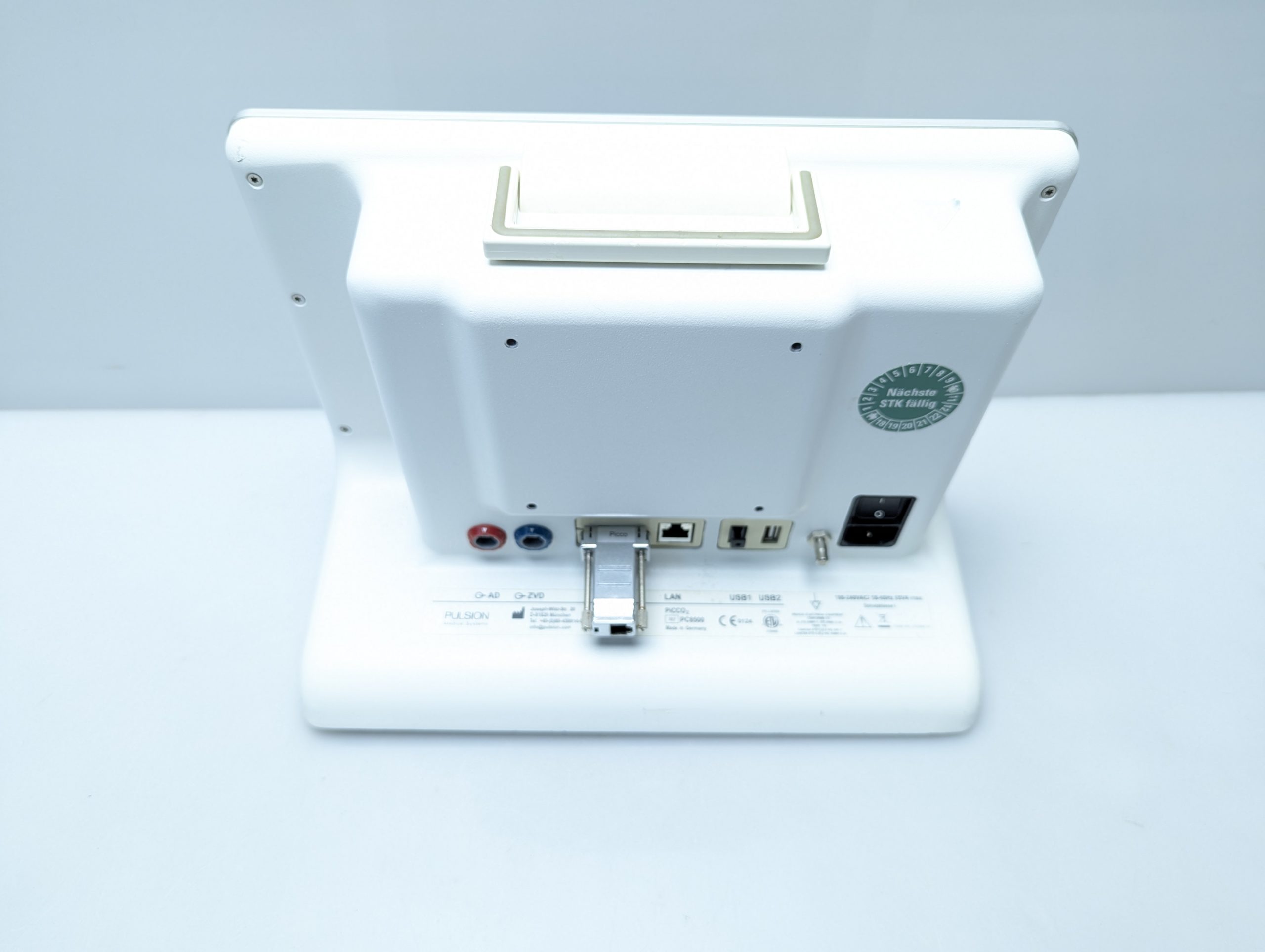 Pulsion Medical Picco2 Patient Monitor thumbnail 12