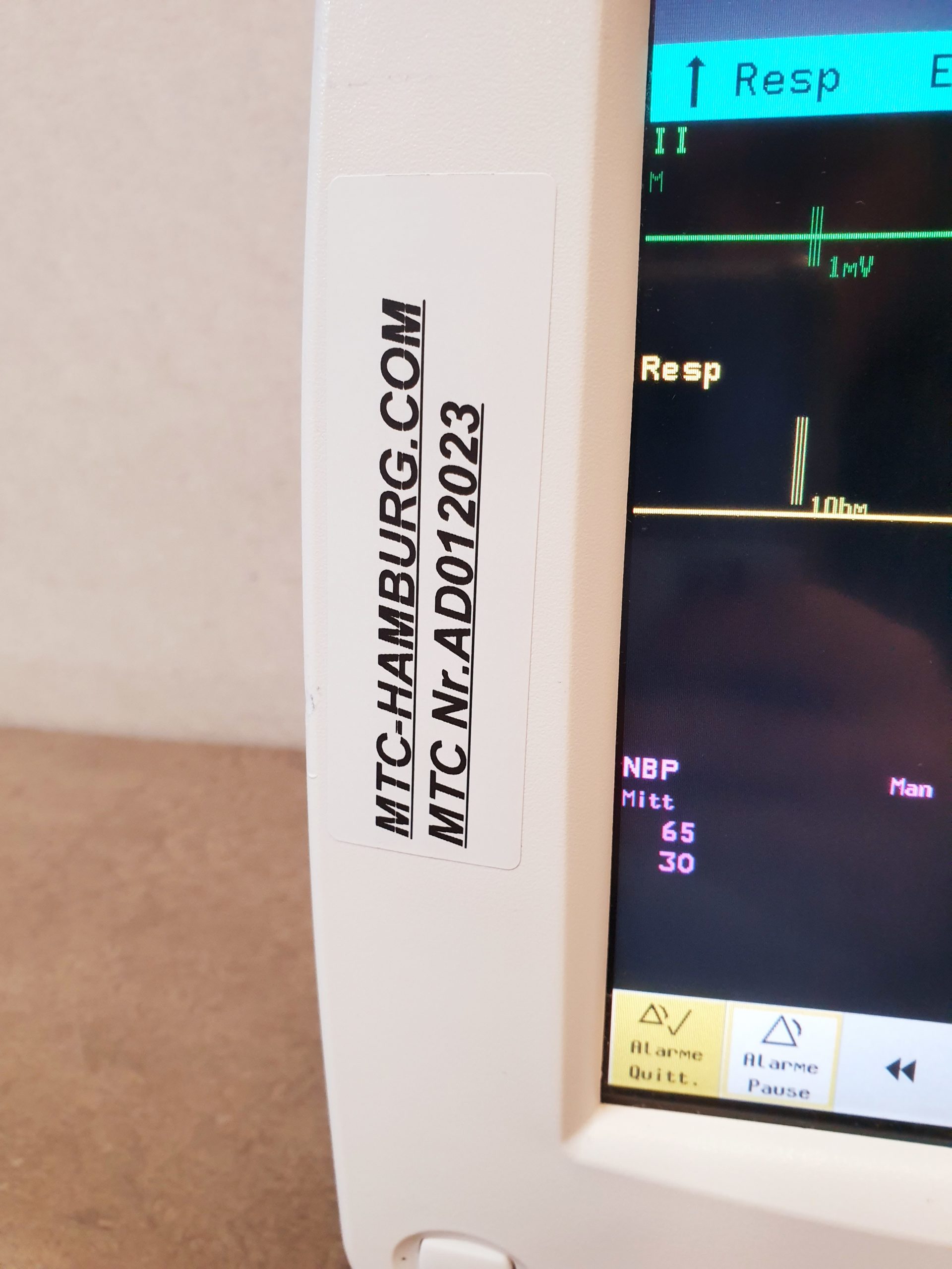 Philips IntelliVue MP20 Neonatal Überwachungsmonitor mit Modul thumbnail 2