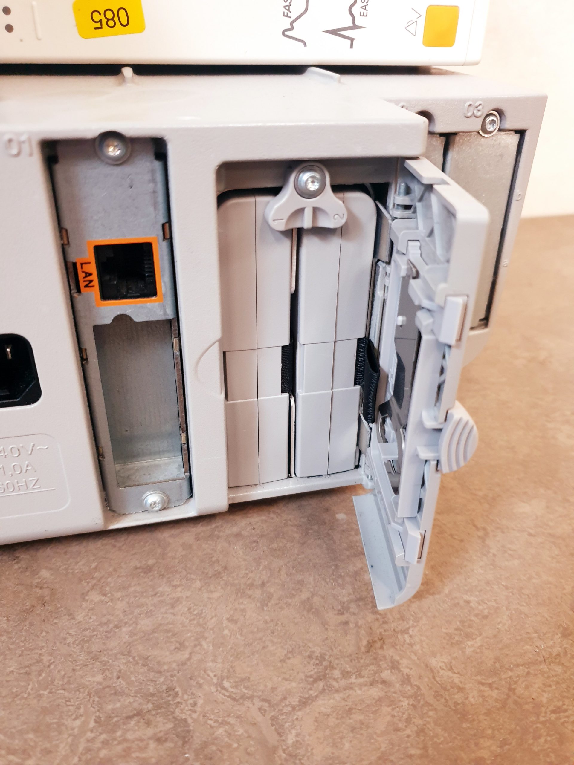Philips IntelliVue MP20 Neonatal Überwachungsmonitor mit Modul thumbnail 9