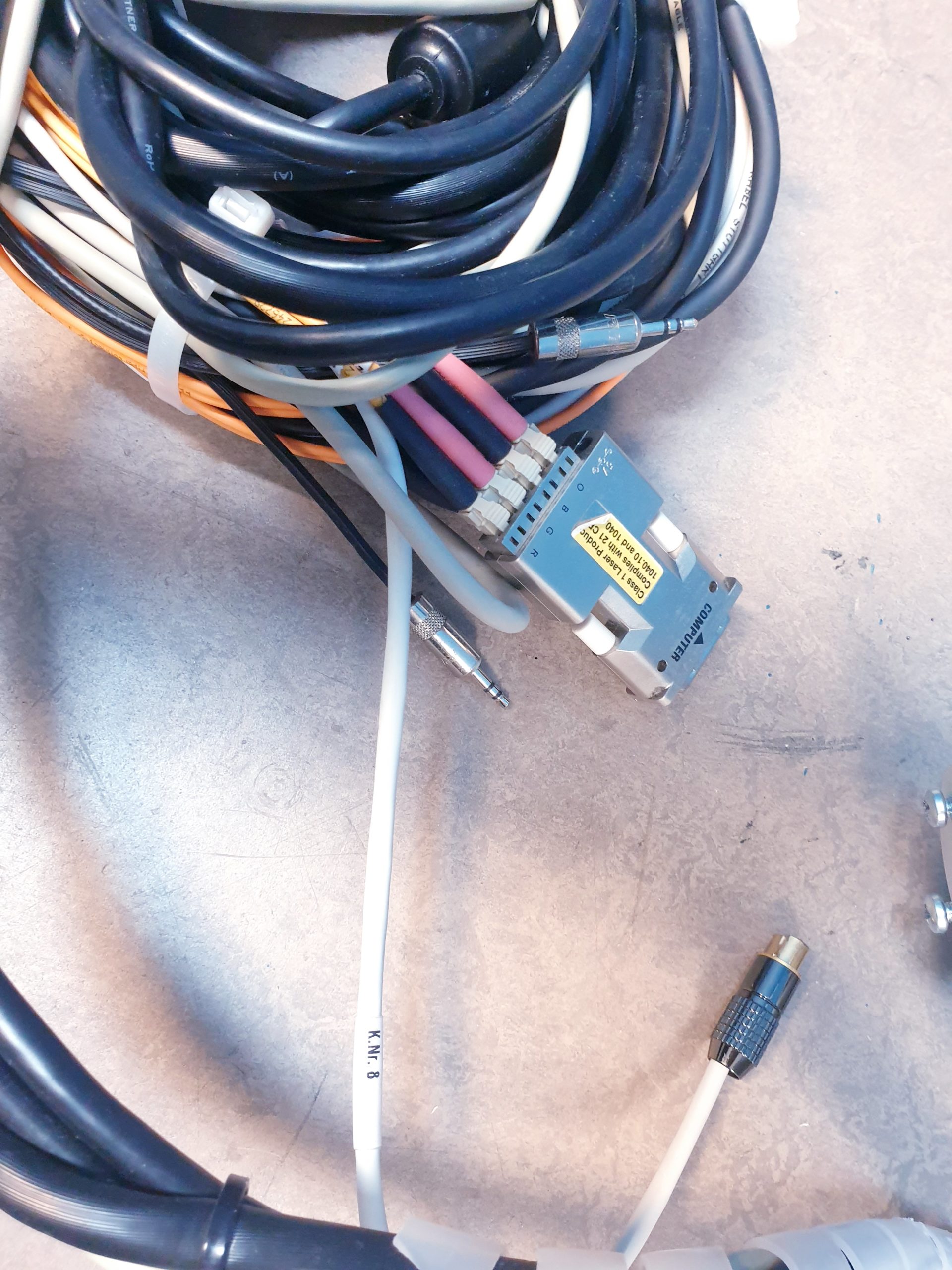 Storz Monitorhalter – Storz mit Kabel thumbnail 7