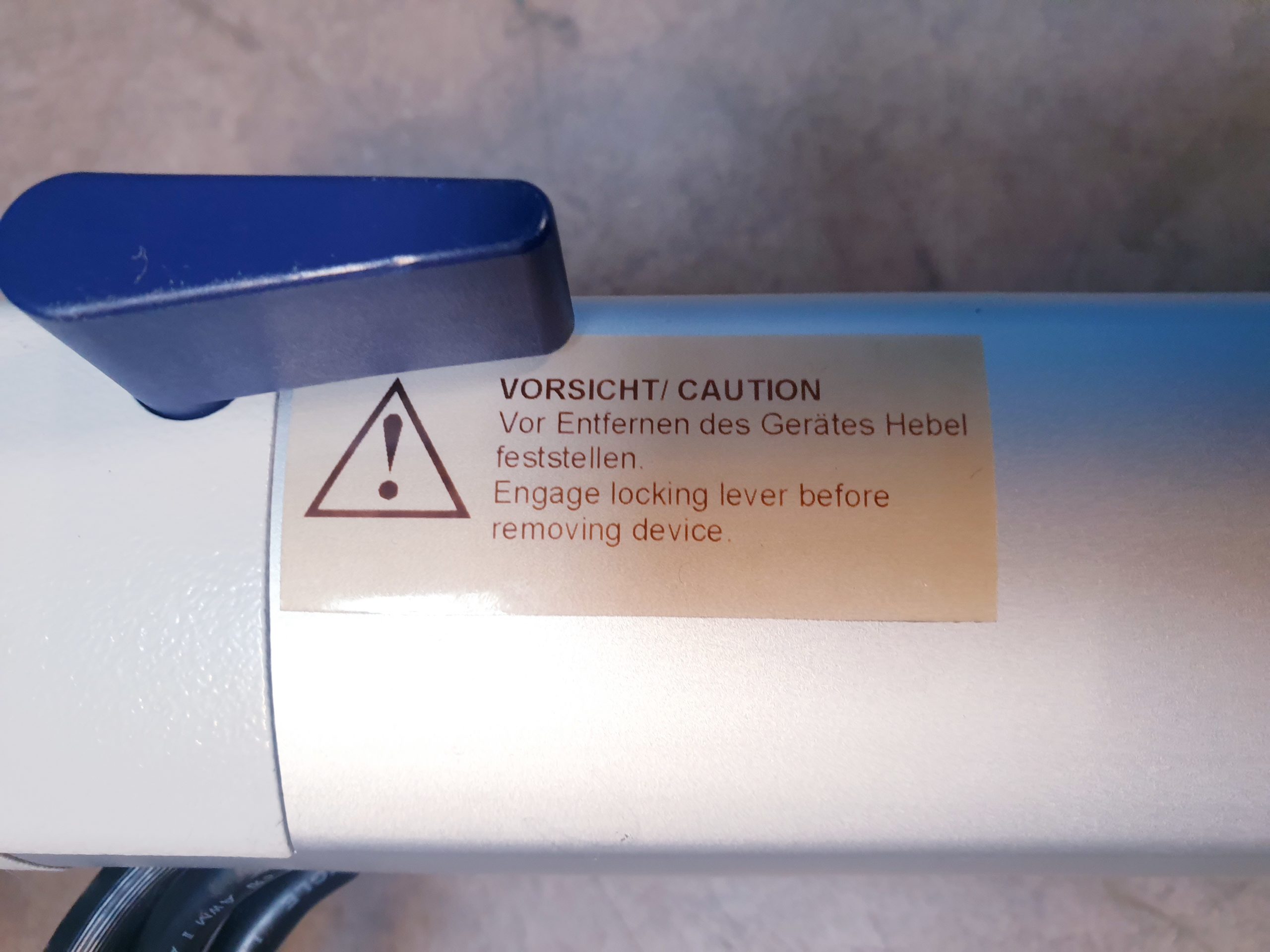 Storz Monitorhalter – Storz mit Kabel thumbnail 12