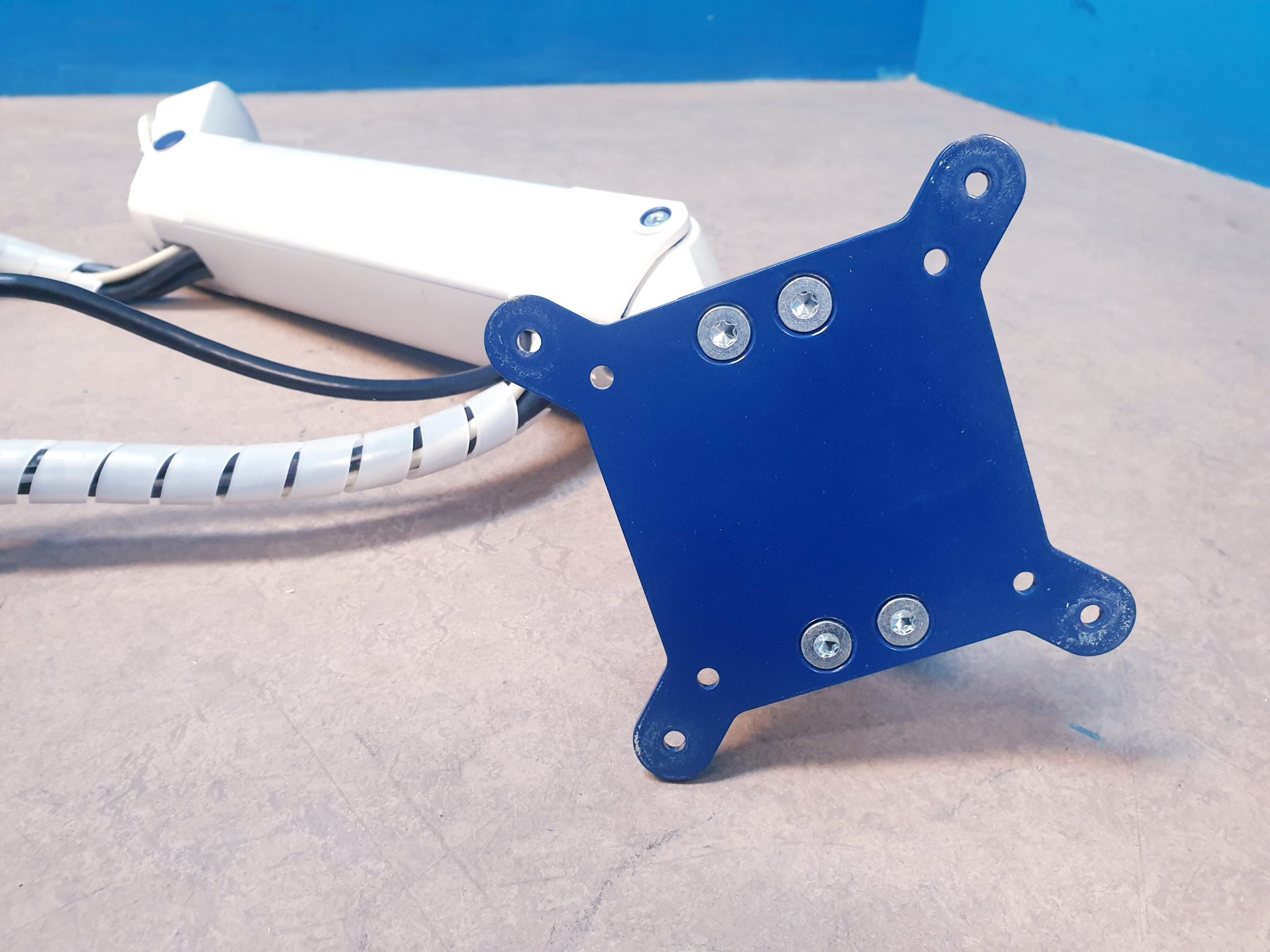Storz Monitorhalter – Storz mit Kabel thumbnail 13