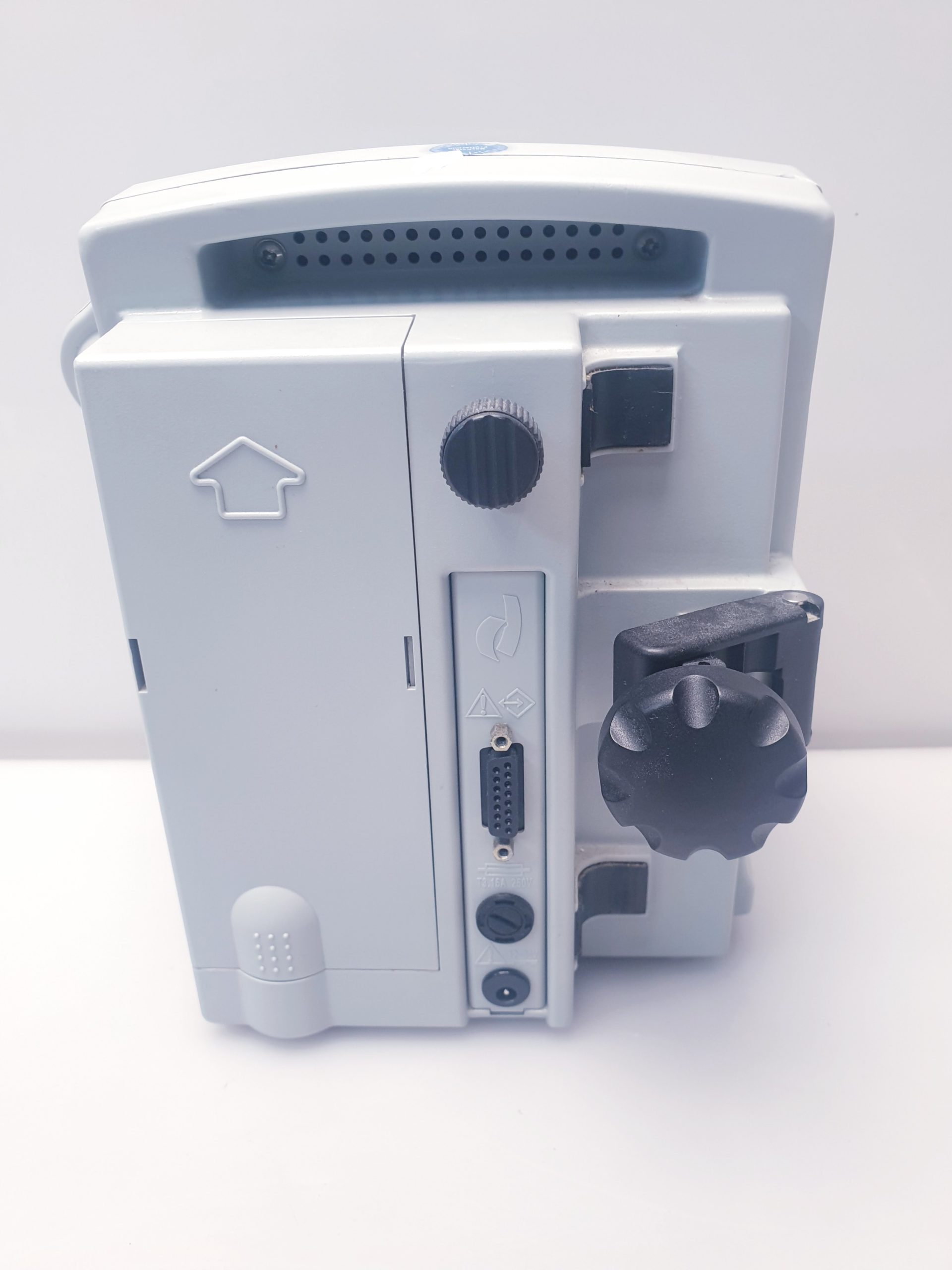 Critikon Dinamap Compact S – Übewachungsmonitor thumbnail 5