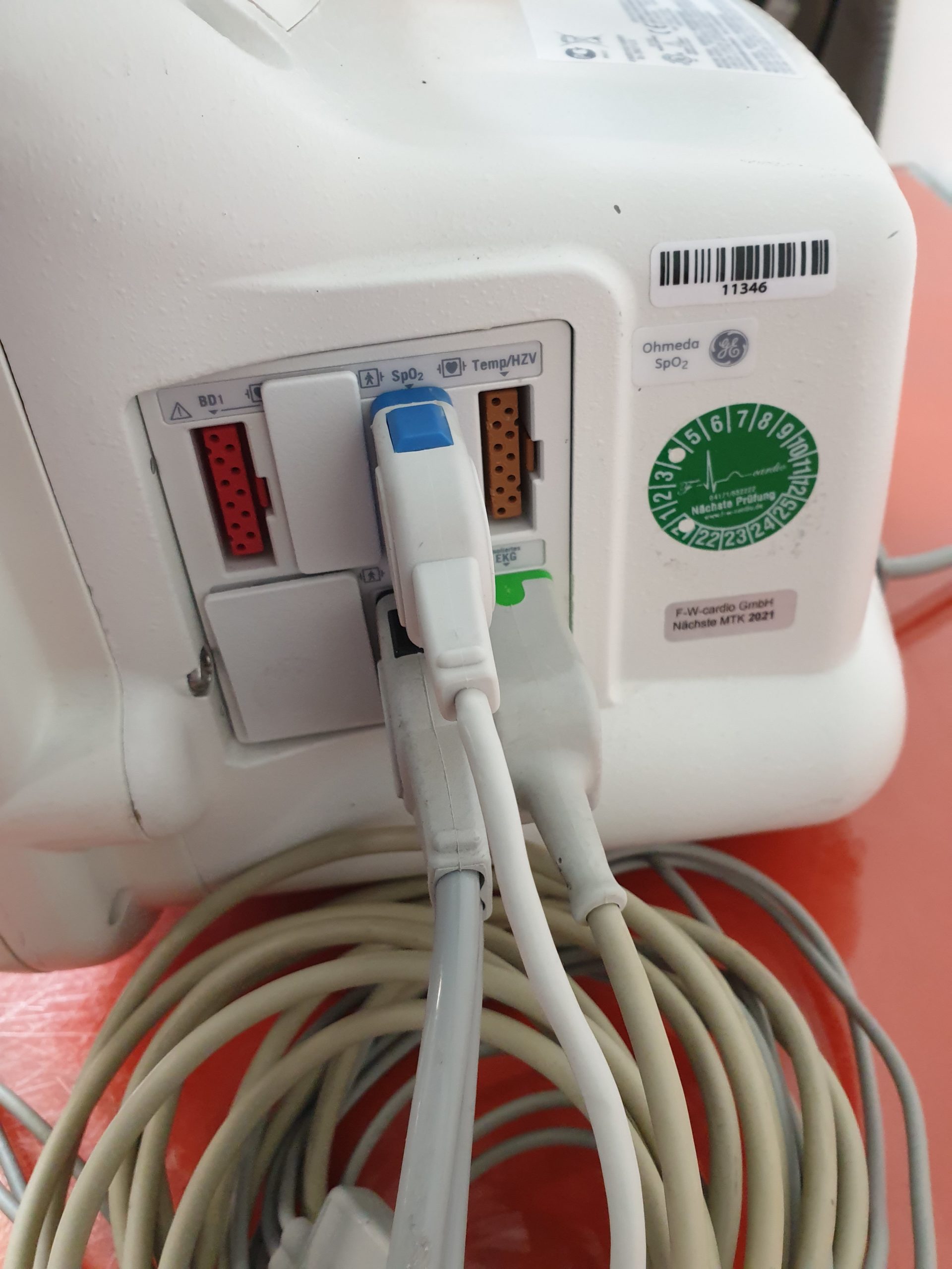 GE Dash 4000 Patientenüberwachungsmonitor // Überwachungsmonitor mit SpO2, NiBp und EKG thumbnail 5