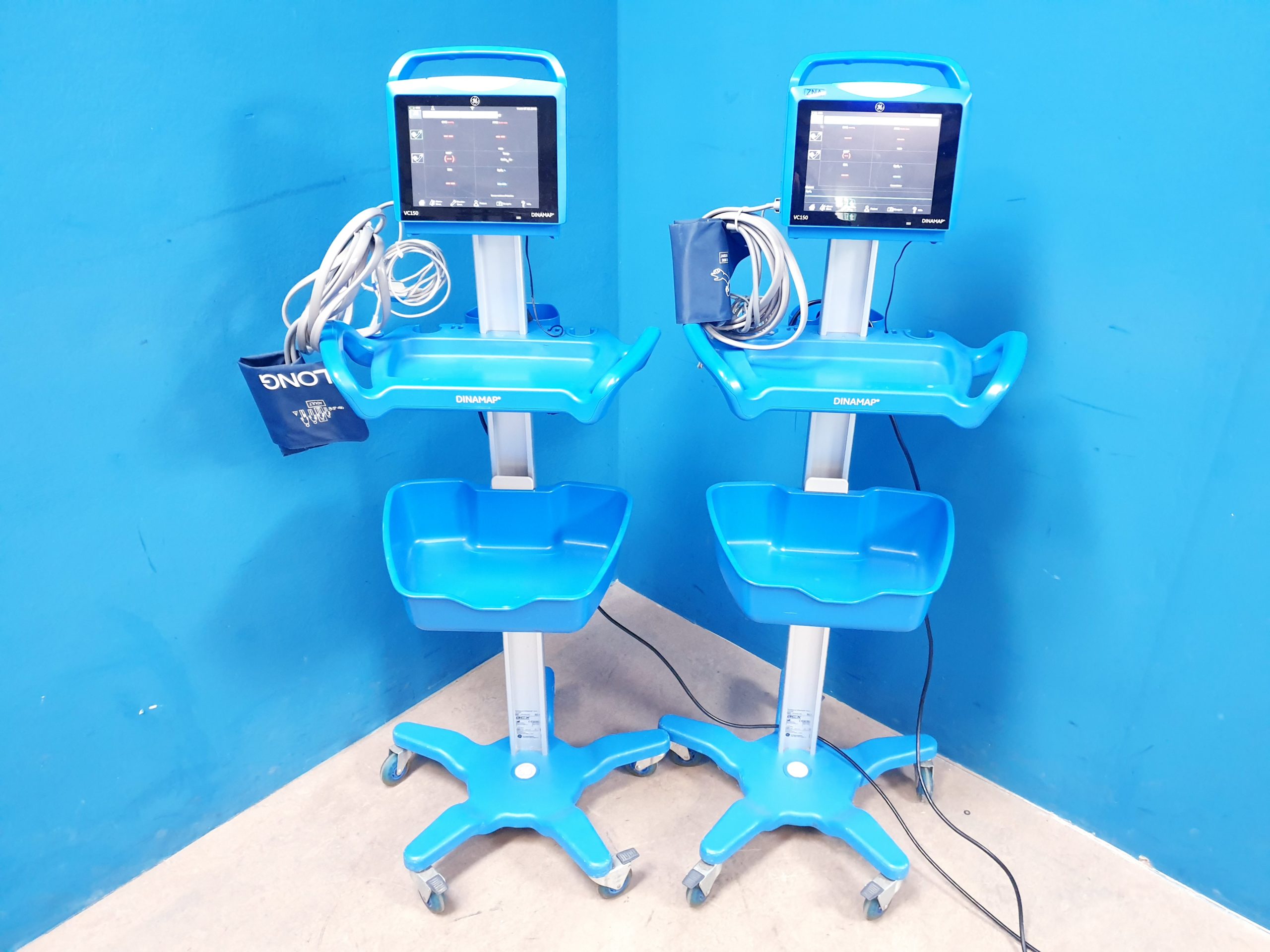 GE Carescape VC150 SpO2 + NiBp Vitaldatenmonitor mit Gerätewagen thumbnail 2