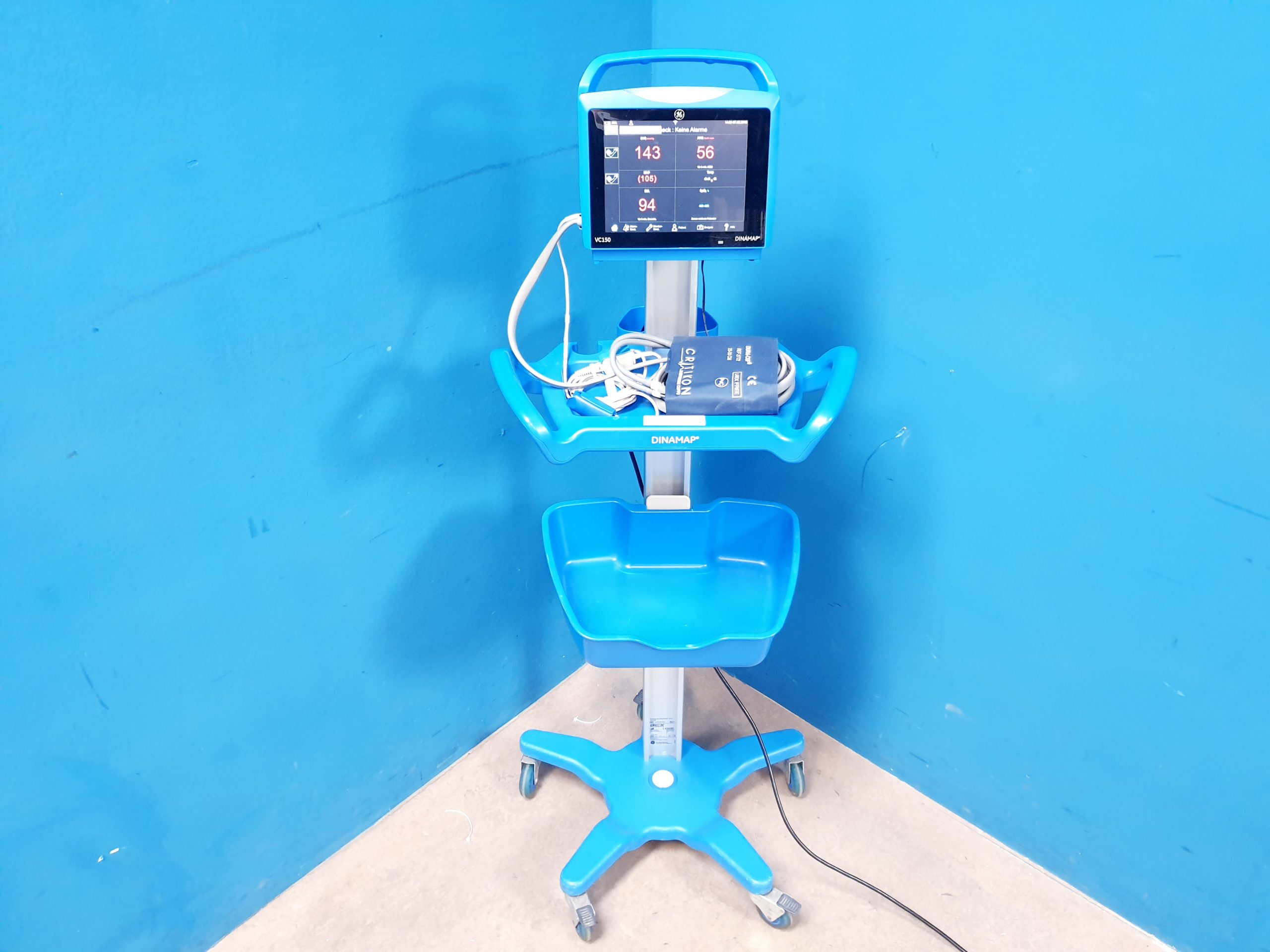 GE Carescape VC150 SpO2 + NiBp Vitaldatenmonitor mit Gerätewagen thumbnail 5