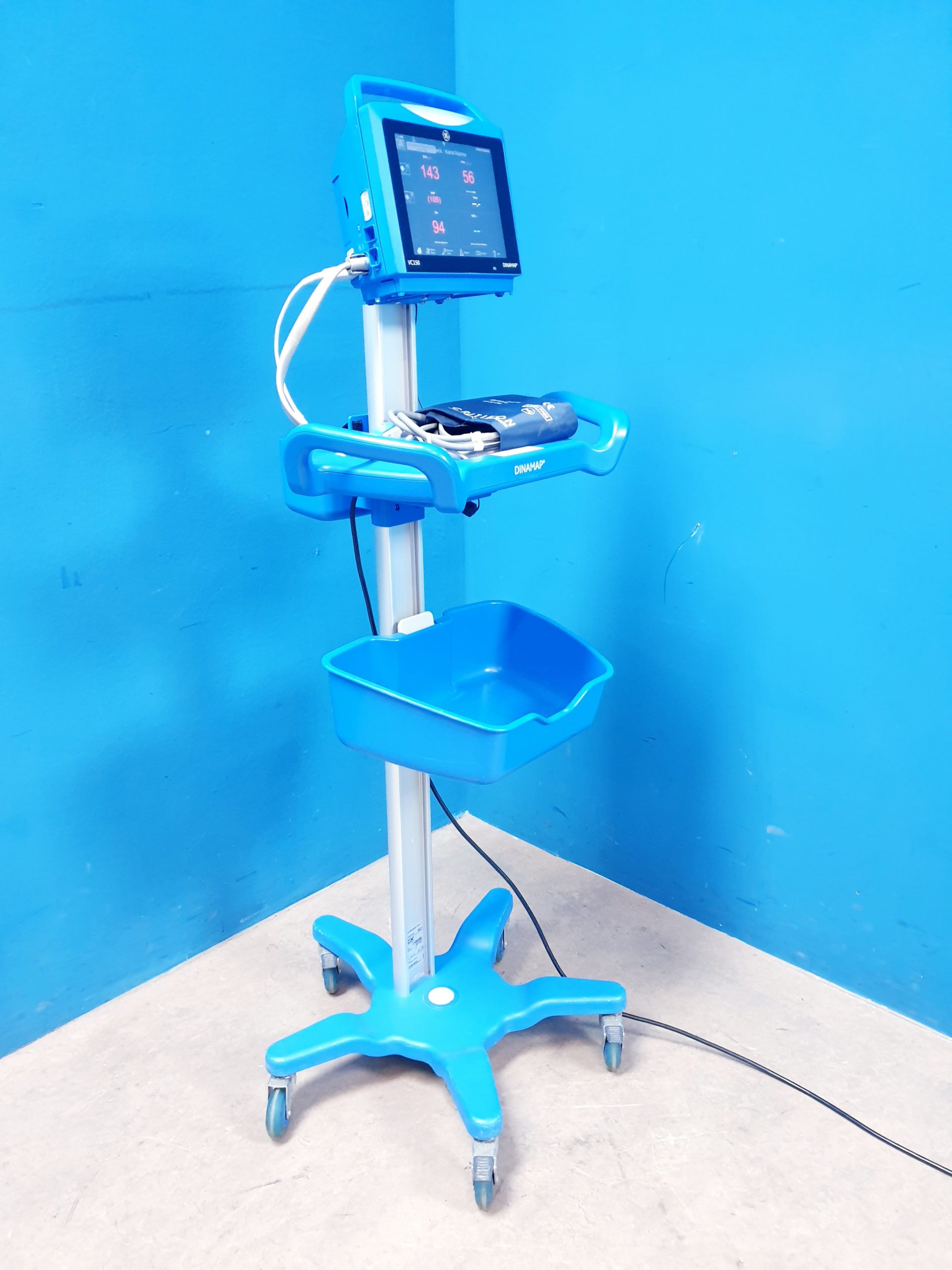 GE Carescape VC150 SpO2 + NiBp Vitaldatenmonitor mit Gerätewagen thumbnail 7