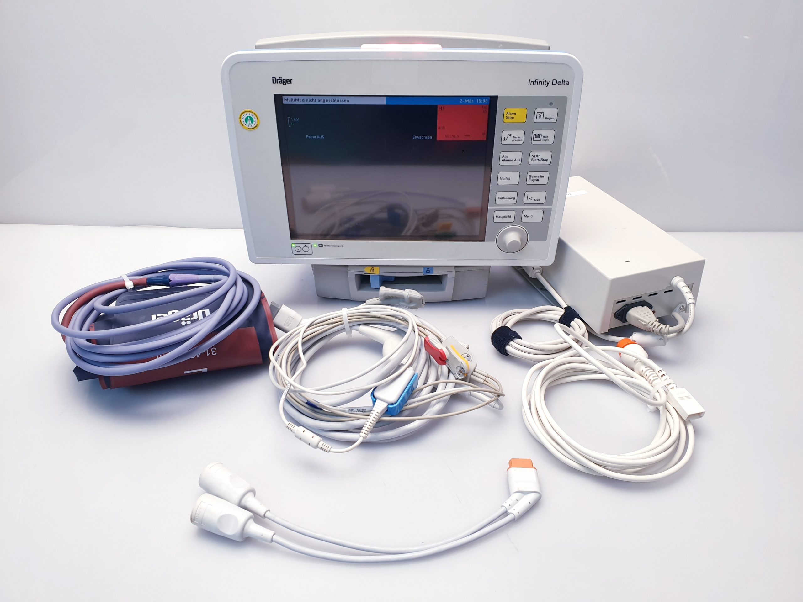 Dräger Infinity Delta Patientenmonitor mit Zubehör + Dräger Infinity Docking station 5206110 — image 1 of 1