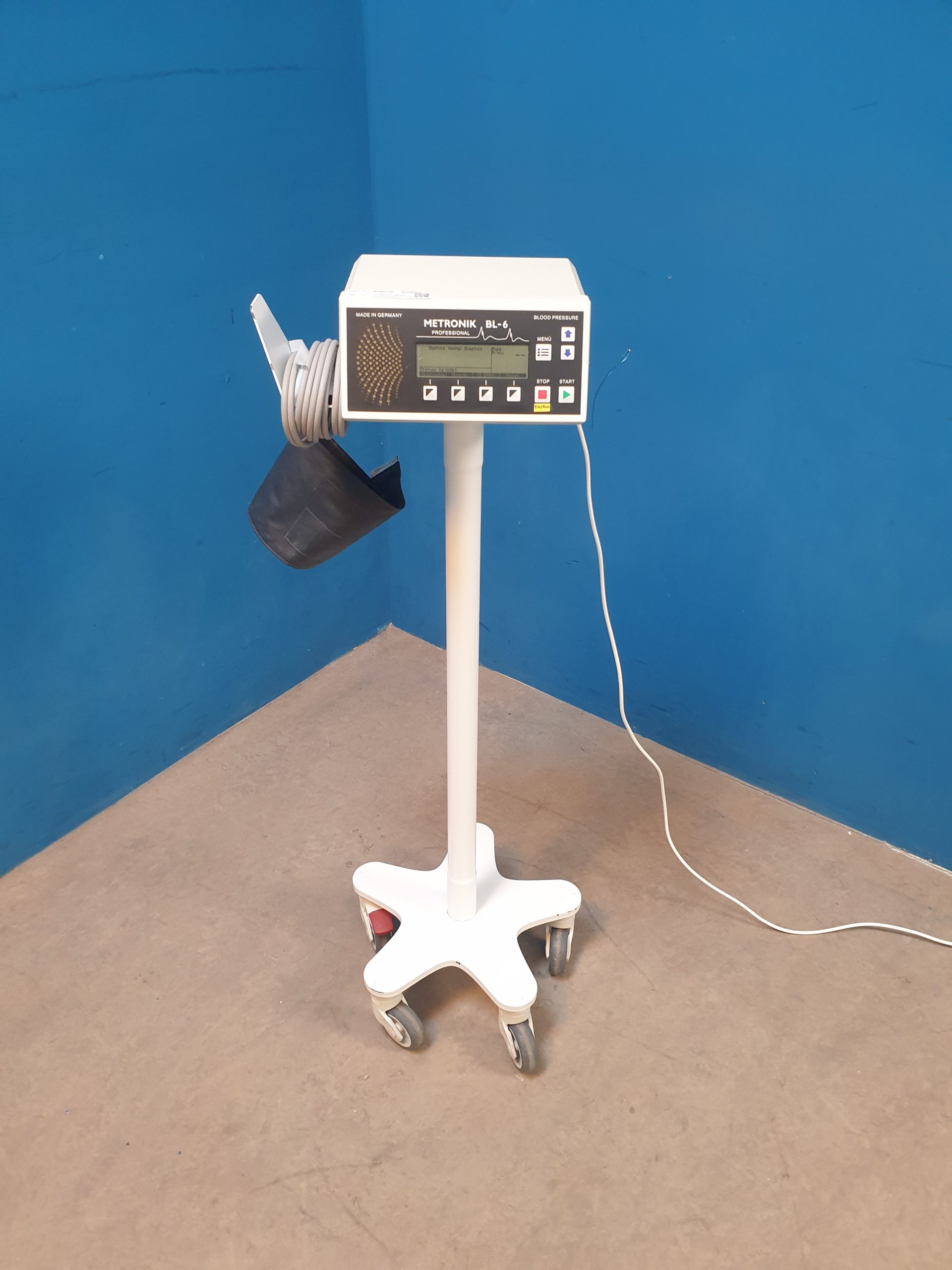 Medtronik Blutdruck-Monitor BL-6 für Ergometrie thumbnail 4