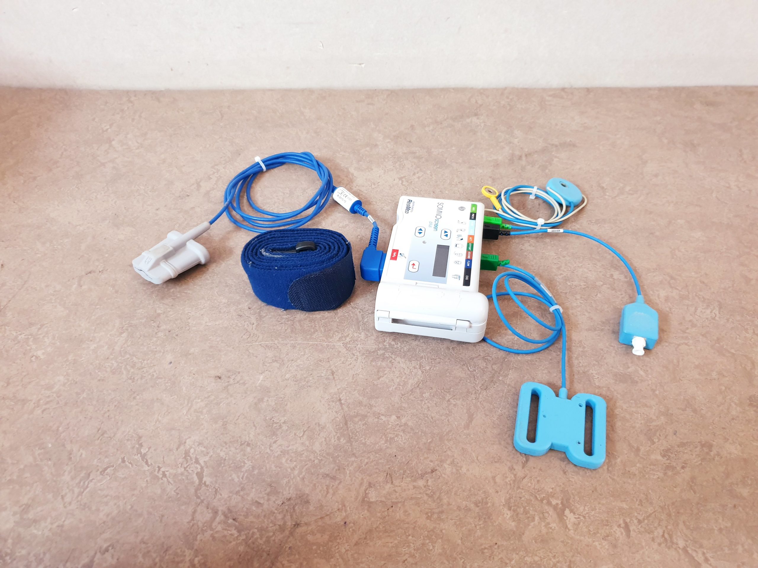 Somno Medics SOMNOscreen Plus PSG Polysomnographic System + Zubehör + Tragetasche — image 1 of 8