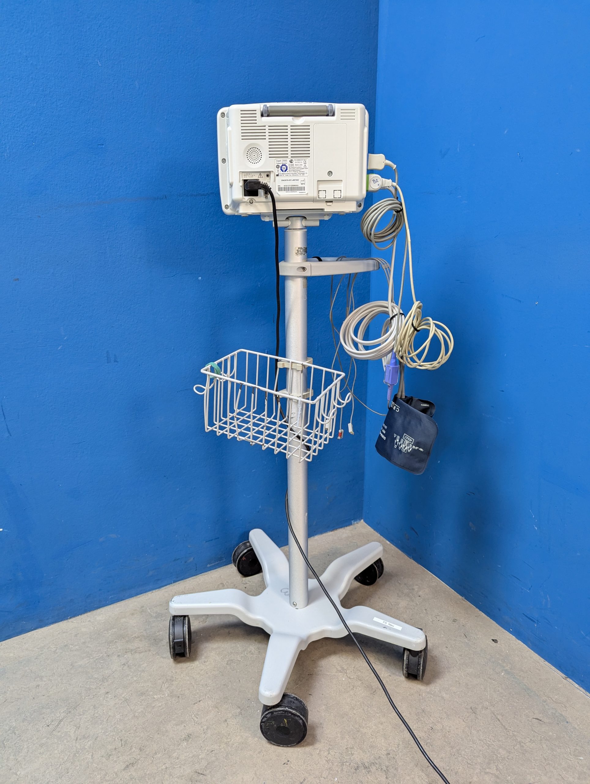 GE Dash 2500 Patienten Monitor-Überwachungsmonitor mit Fahrgestell thumbnail 12