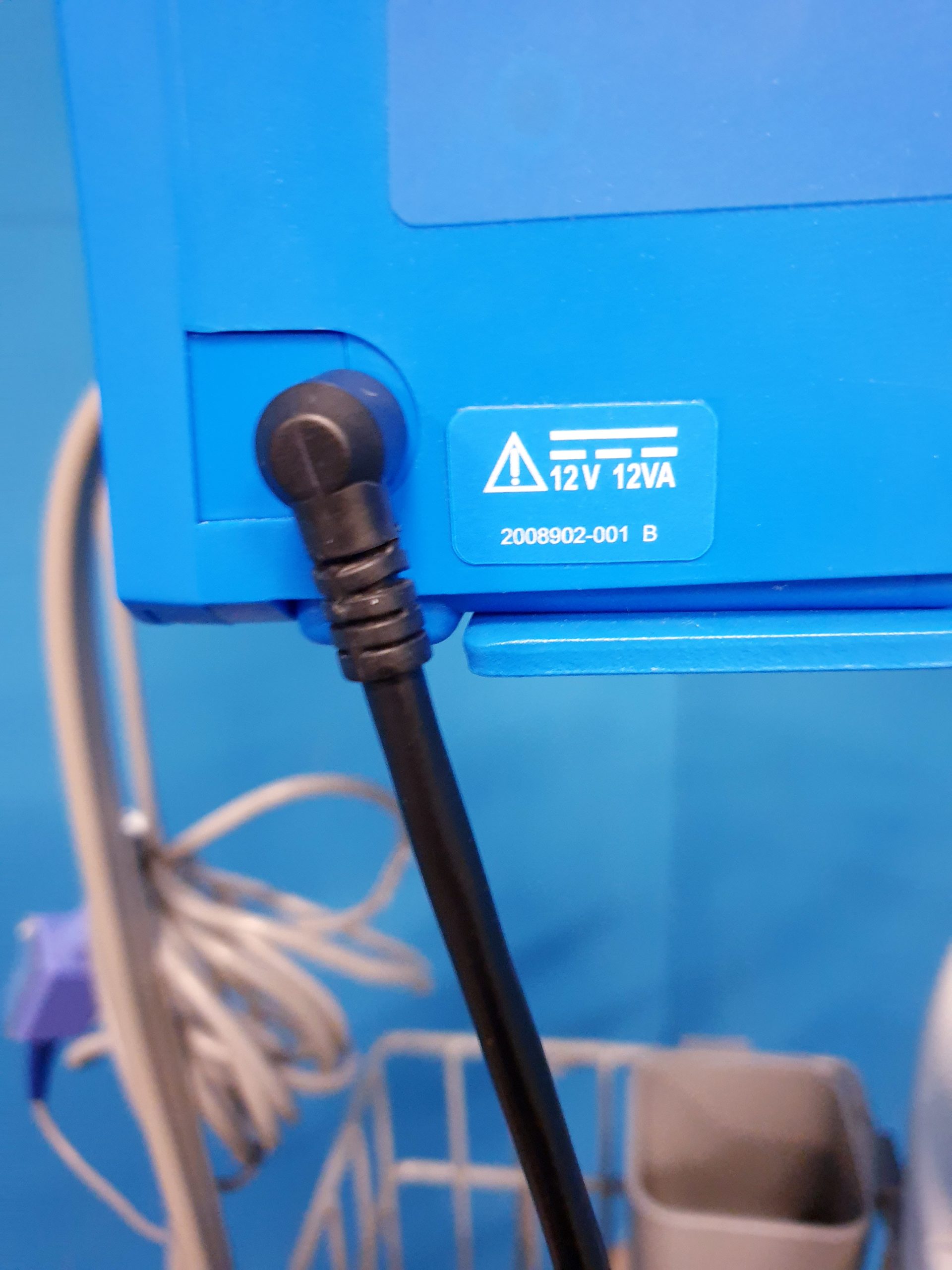 GE Carescape V100 V 100 Patientenmonitor – Fahrbar thumbnail 7