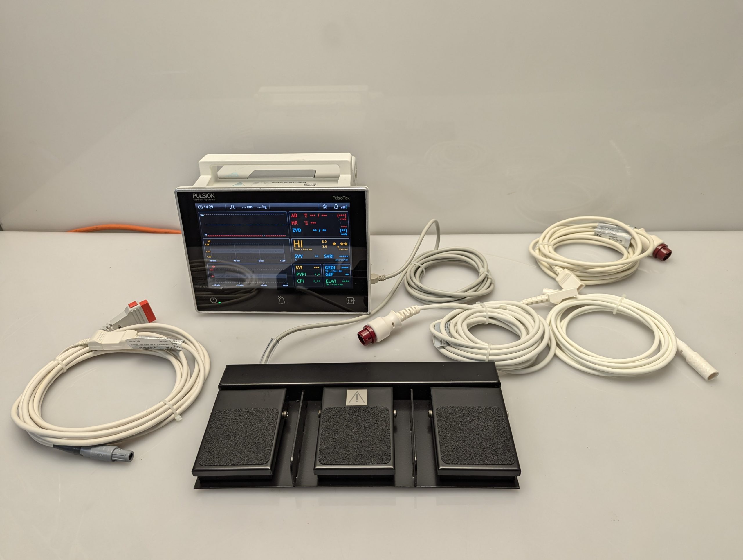 Pulsion PULSIOFLEX PC400 Überwachungsmonitor mit Zubehör thumbnail 4