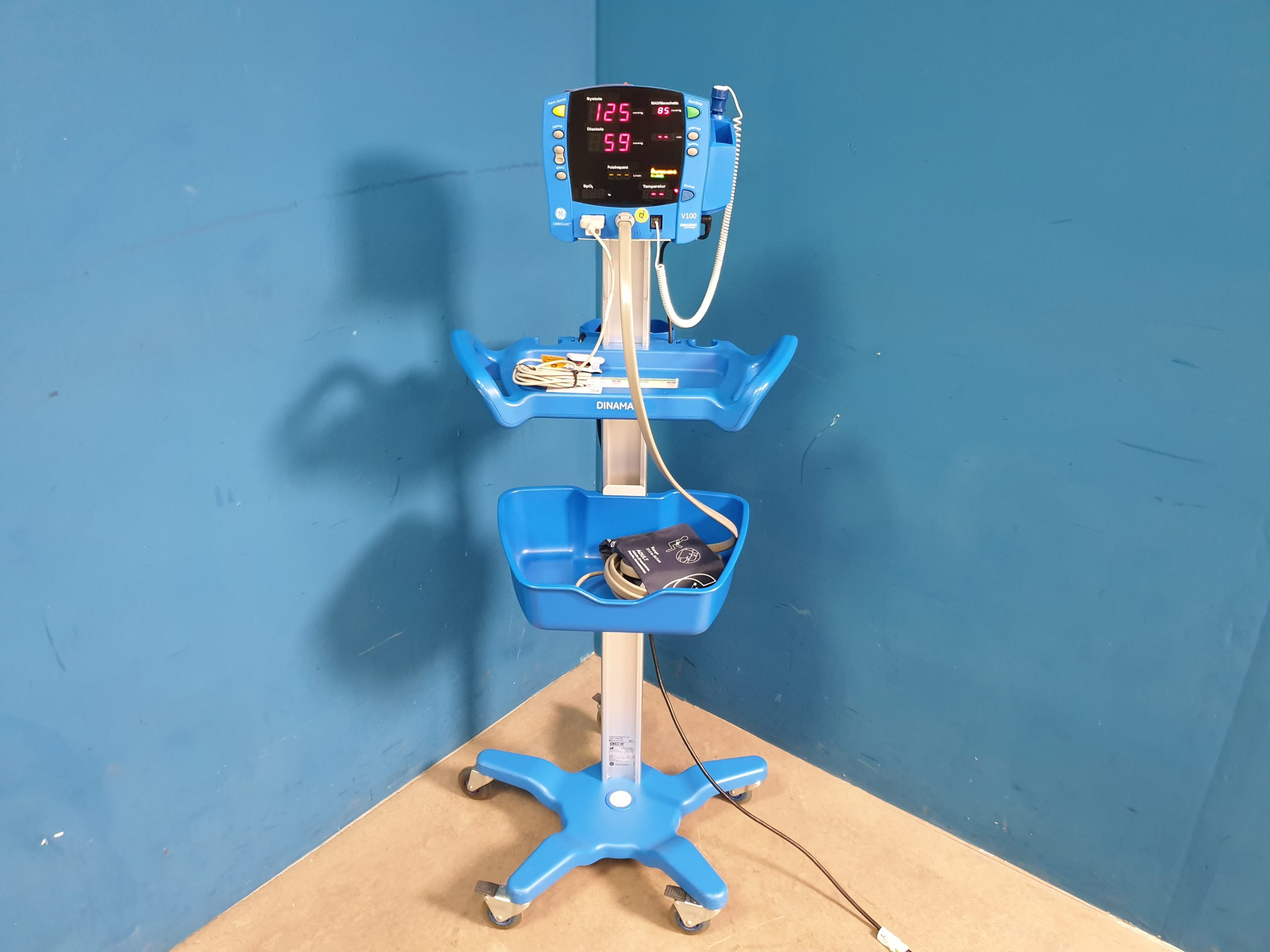 GE Carescape V100 Patientenmonitor – Überwachungsmonitor thumbnail 2