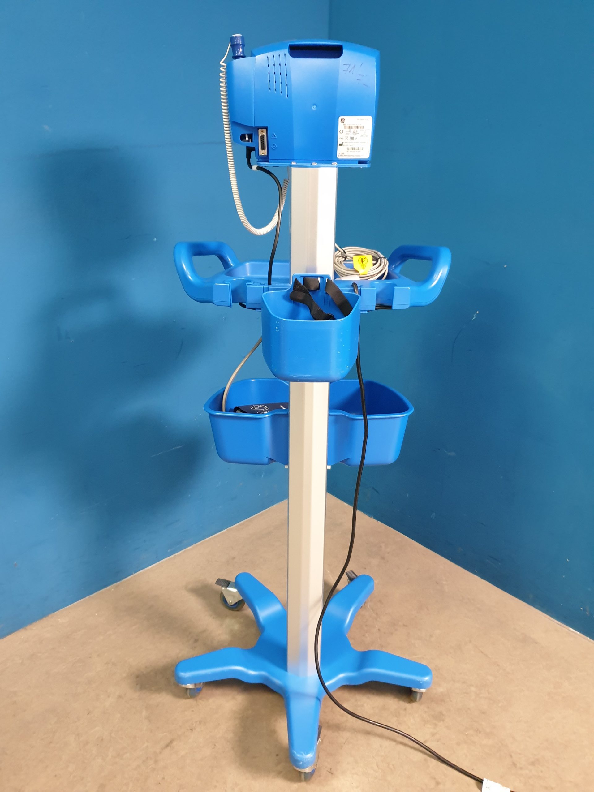 GE Carescape V100 Patientenmonitor – Überwachungsmonitor thumbnail 6