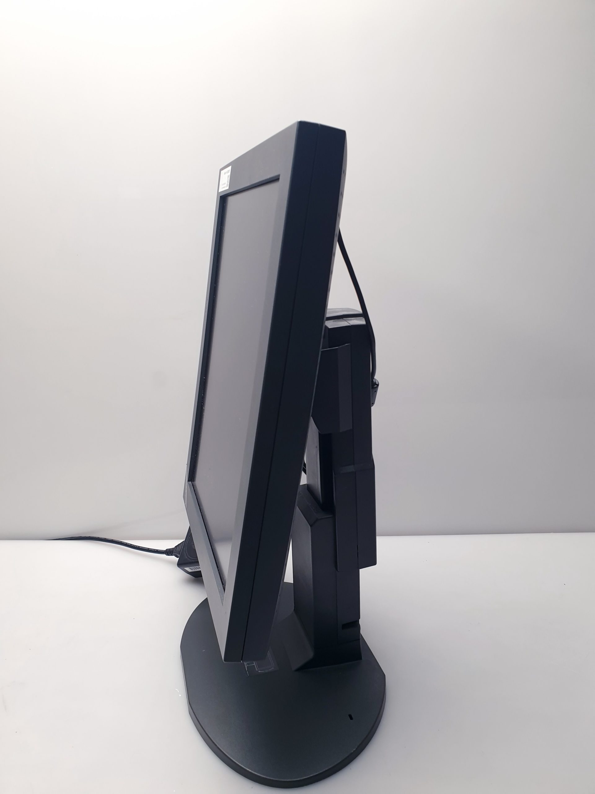 TOTOKU MDL1809A LCD Monitor thumbnail 6