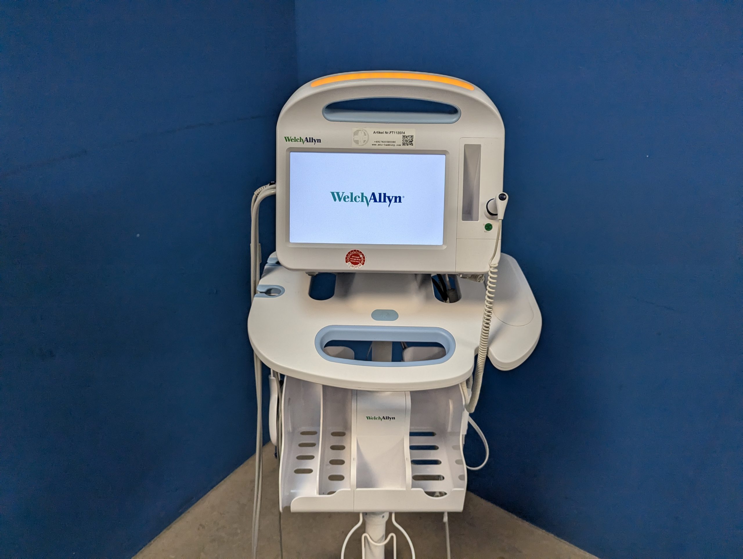 Welch Allyn Vital Signs Monitor 6000 Series Fahrbar thumbnail 2