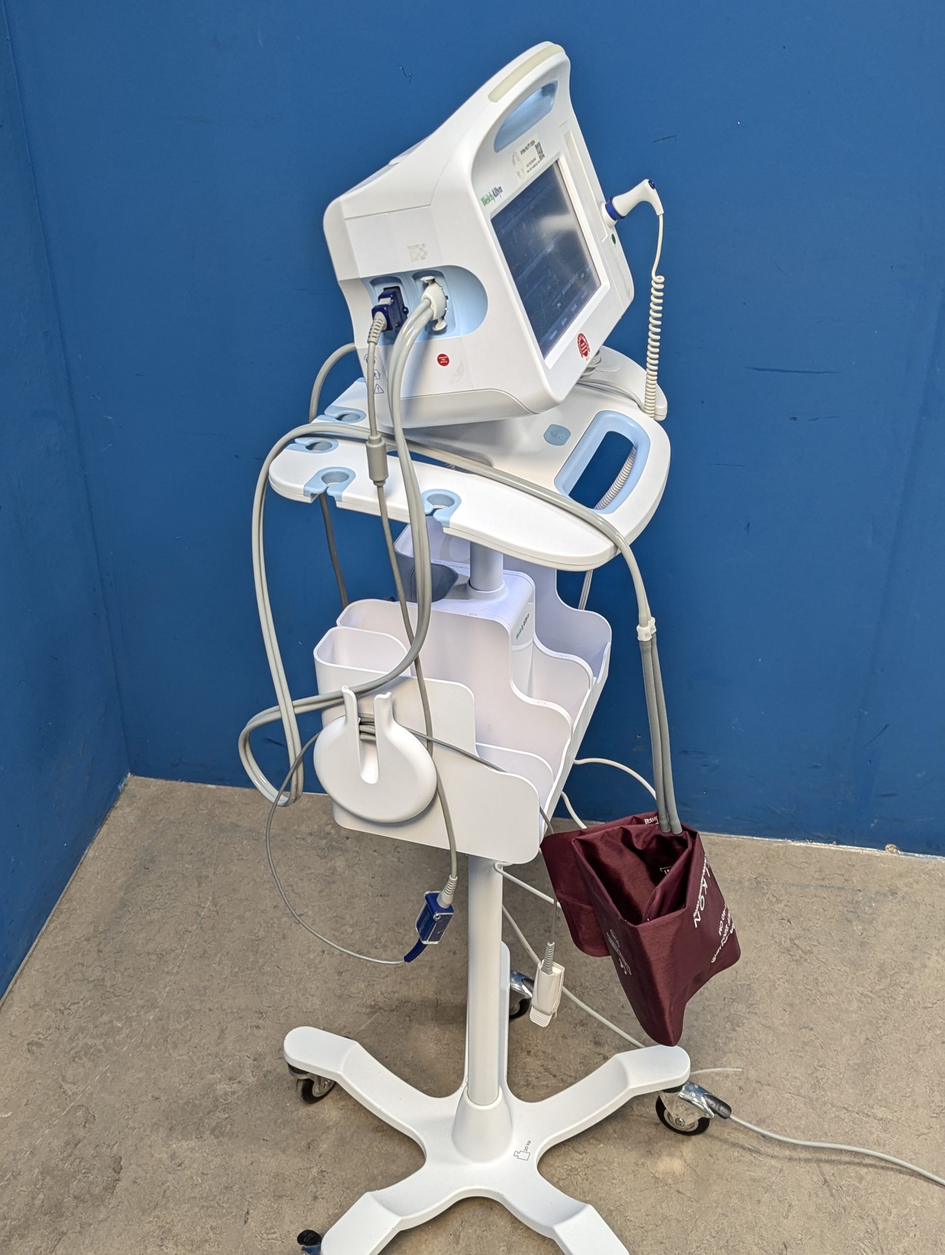 Welch Allyn Vital Signs Monitor 6000 Series Fahrbar thumbnail 11