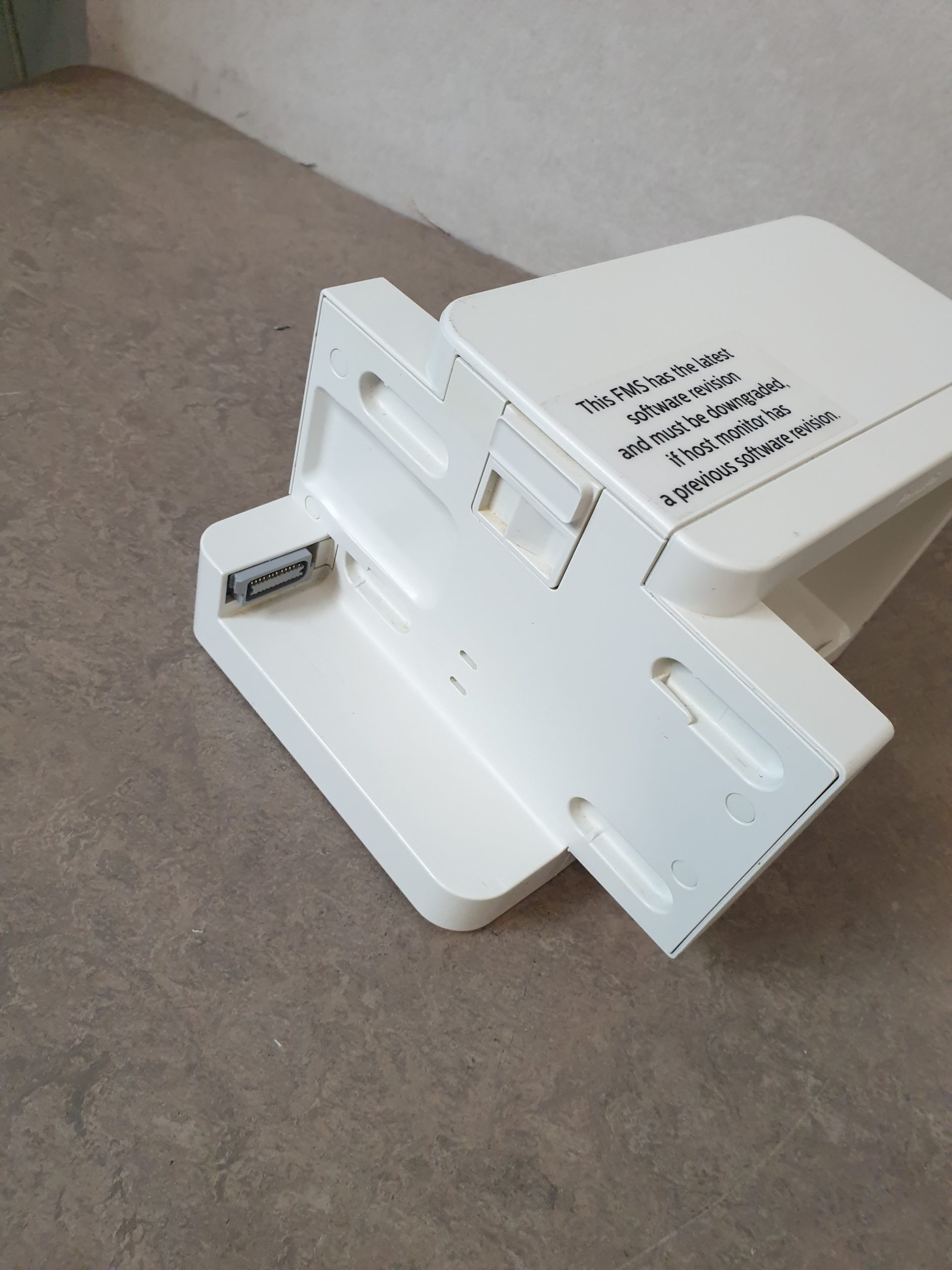 Philips 865243 – 4 slot module rack – thumbnail 5