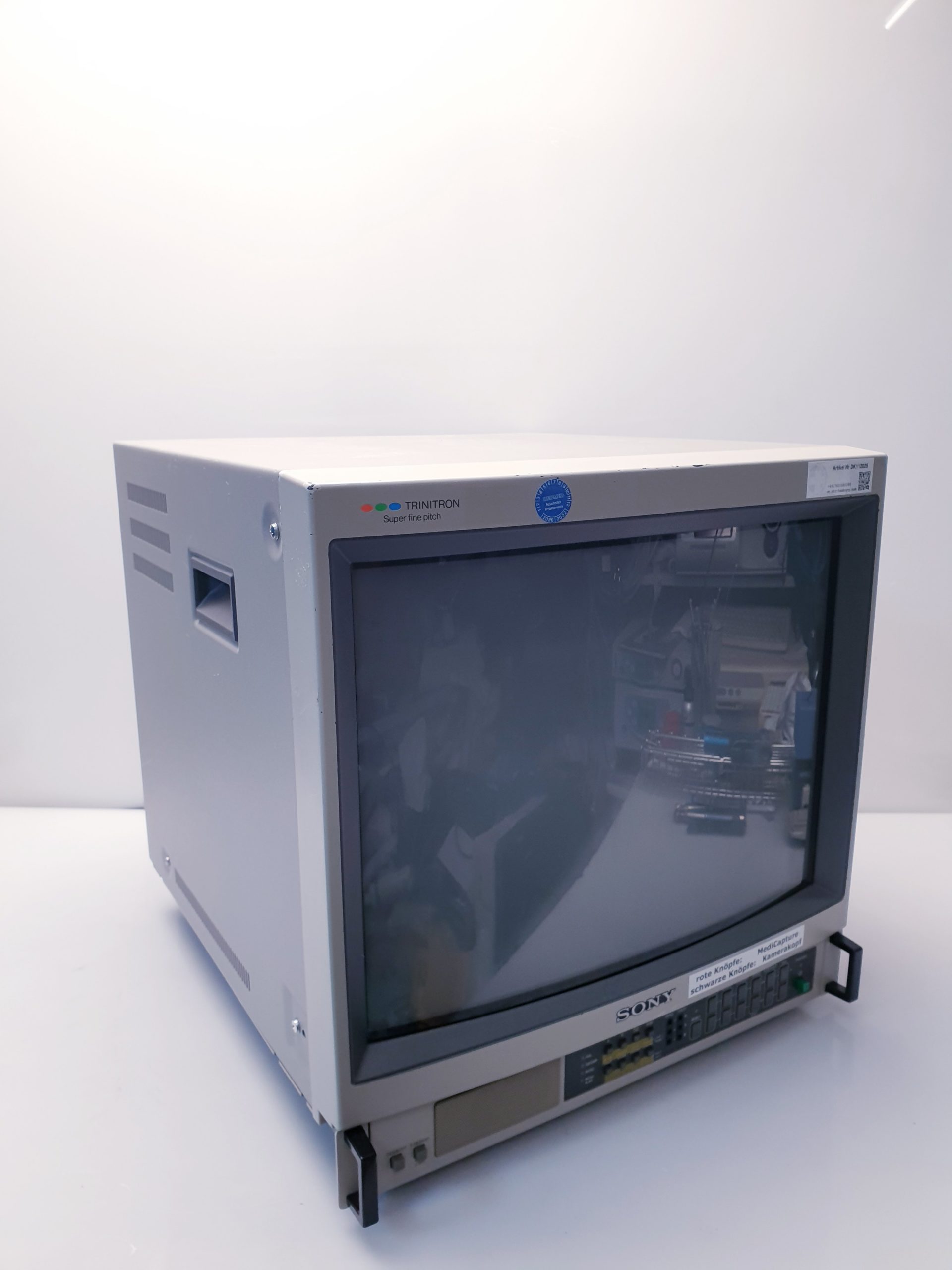 Sony Trinitron PVM-2043MD 20-Zoll-CRT-Monitor thumbnail 11