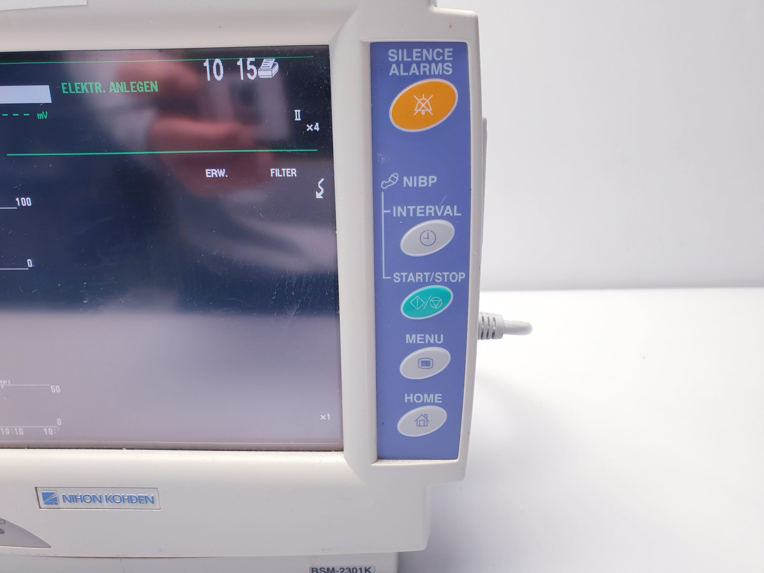 Nihon Kohden BSM-2301K Patientenmonitor — image 1 of 9
