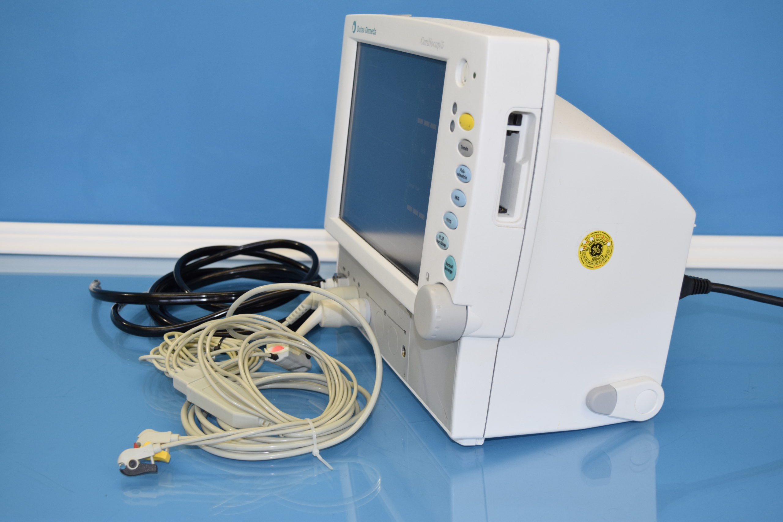 Datex-Ohmeda Cardiocap 5 CARDIOCAP5 Überwachungsmonitor mit Zubehör – defekt thumbnail 13