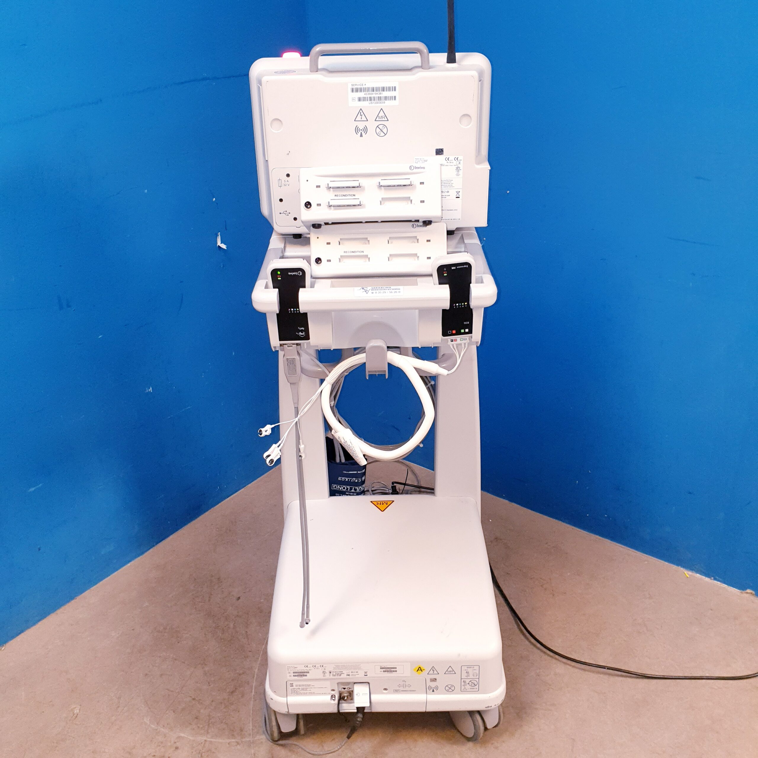 Philips Invivo Expression MRI Monitor, Überwachungsmonitor mit Zubehör thumbnail 11