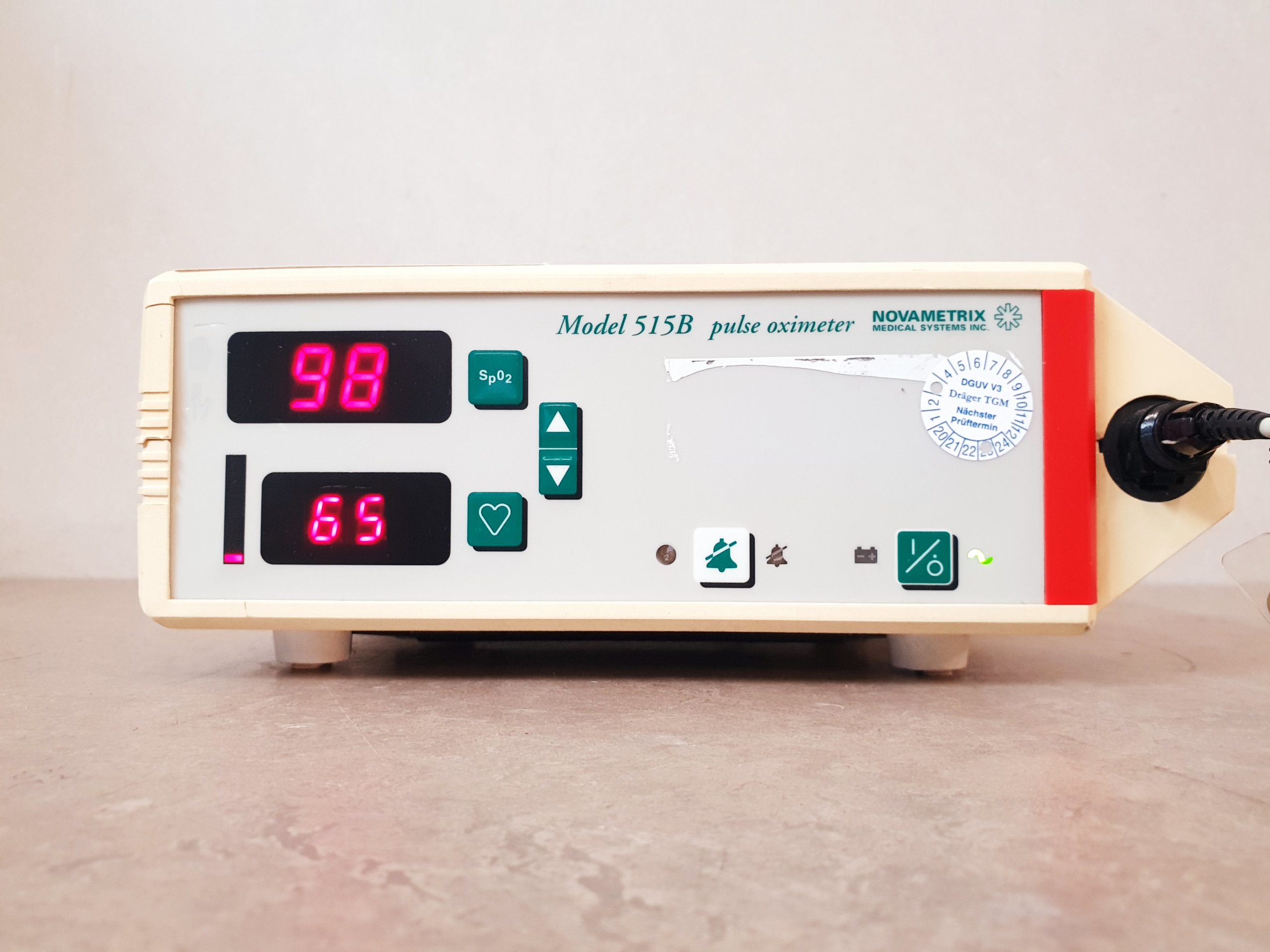 NOVAMETRIX 515B 515 B Pulseoxymeter mit Fingersensor thumbnail 2