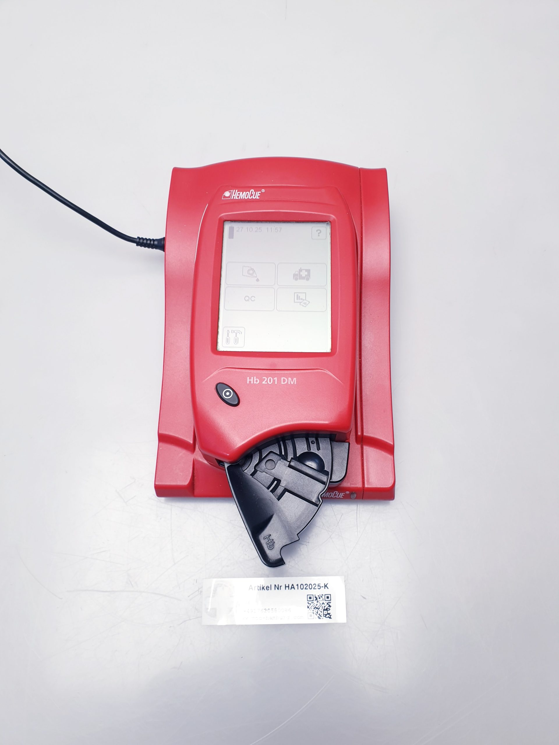 HemoCue Hemoglobin 201 DM Analyser thumbnail 2
