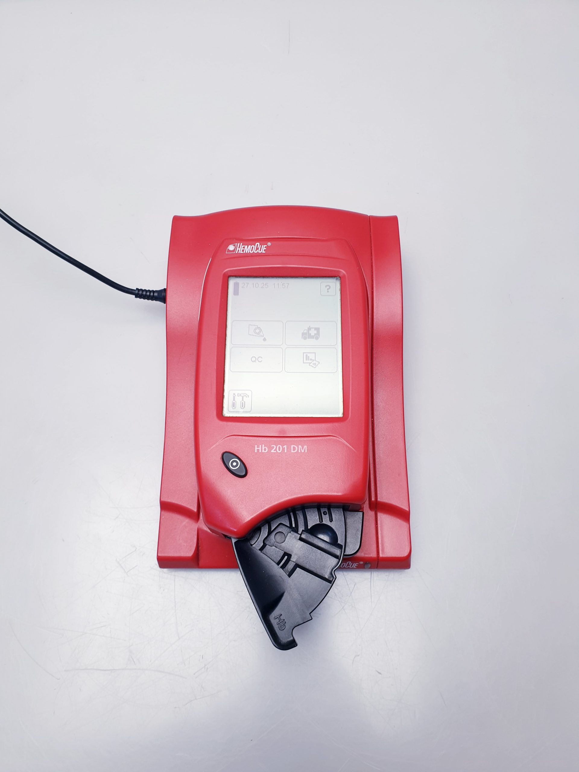 HemoCue Hemoglobin 201 DM Analyser thumbnail 4