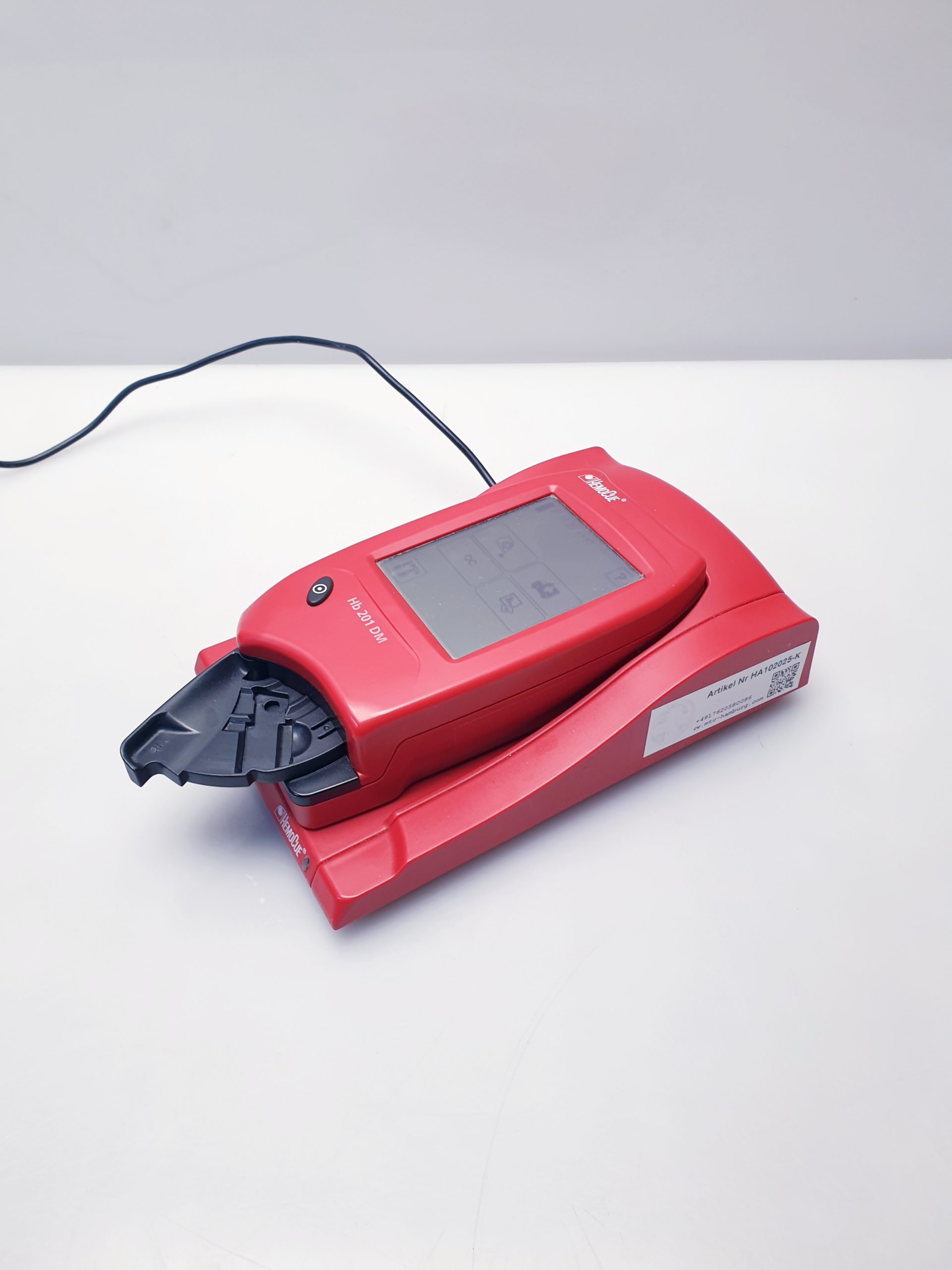 HemoCue Hemoglobin 201 DM Analyser thumbnail 5