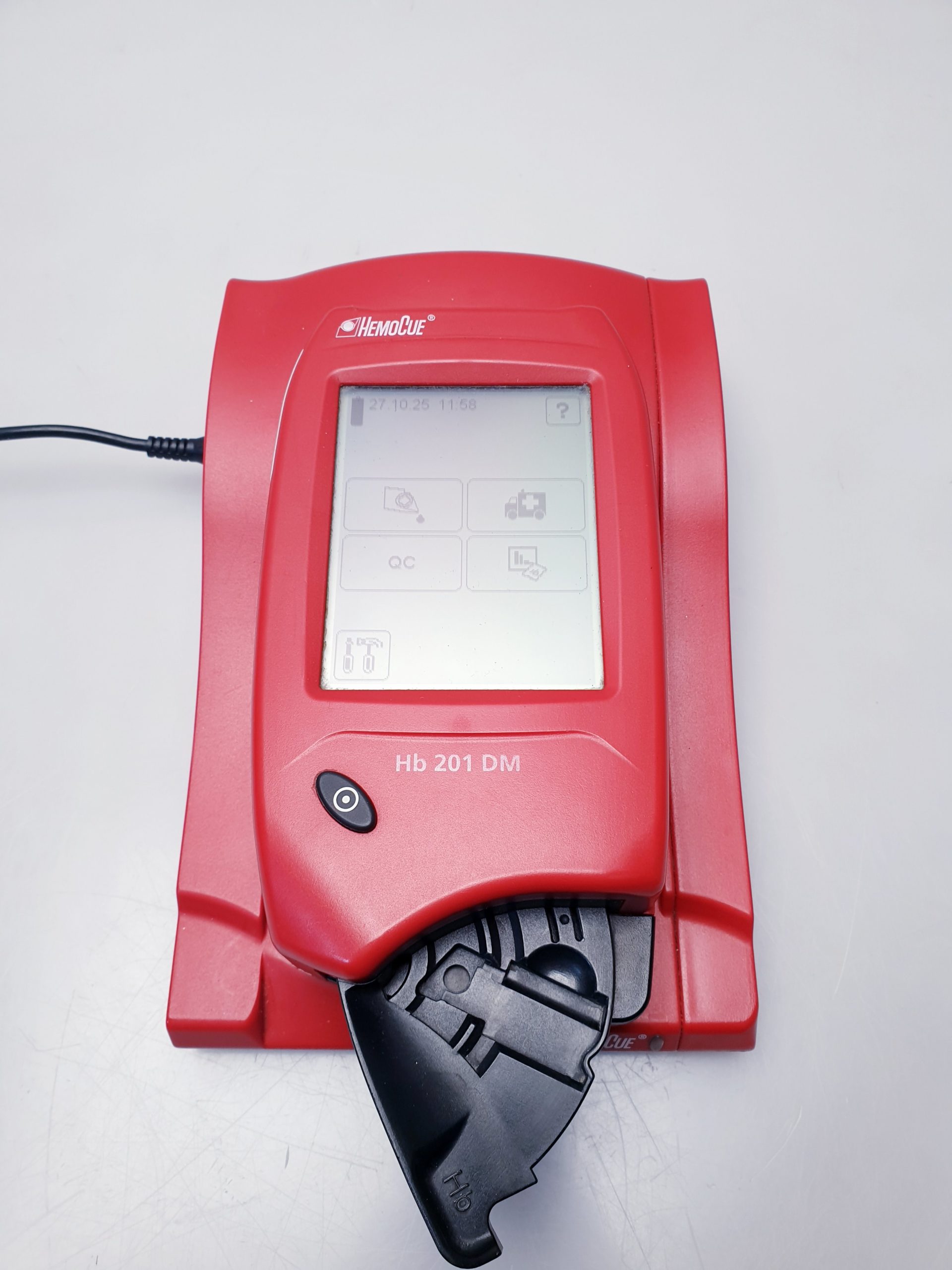 HemoCue Hemoglobin 201 DM Analyser thumbnail 8