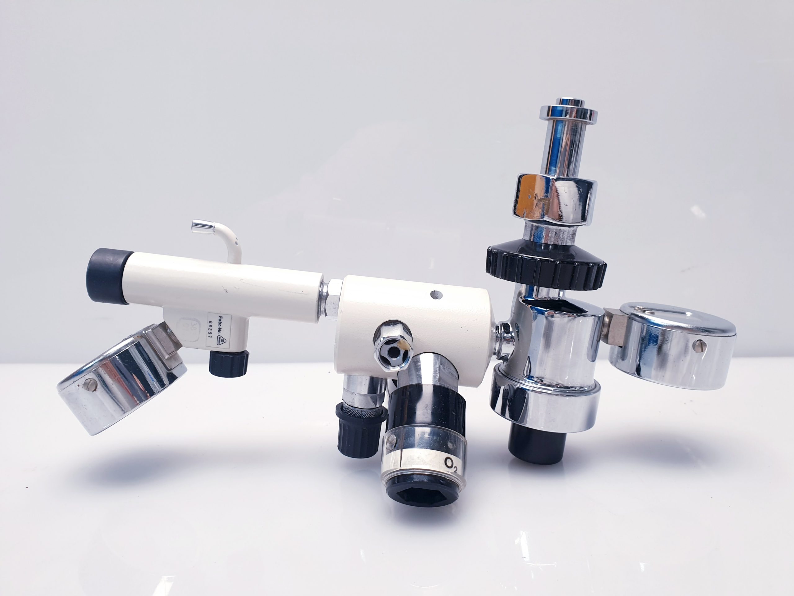 Dräger Druckminderer mit 02 Anschlüsse thumbnail 5