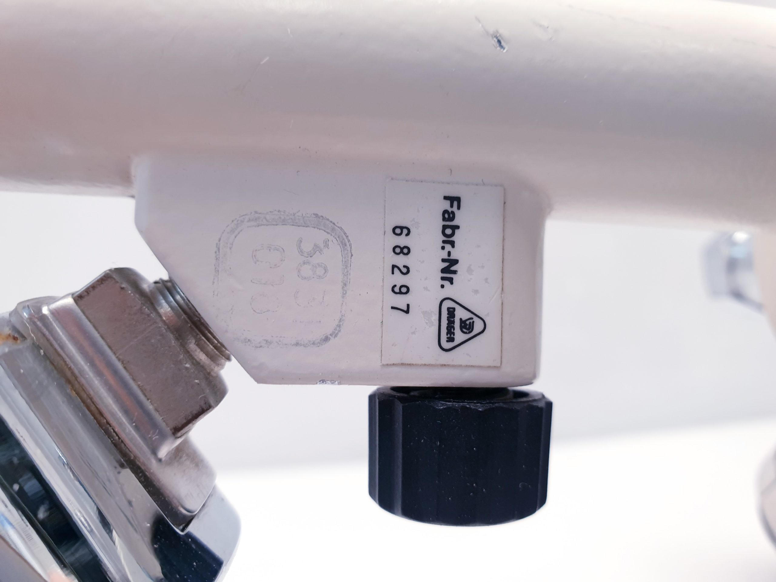 Dräger Druckminderer mit 02 Anschlüsse thumbnail 6