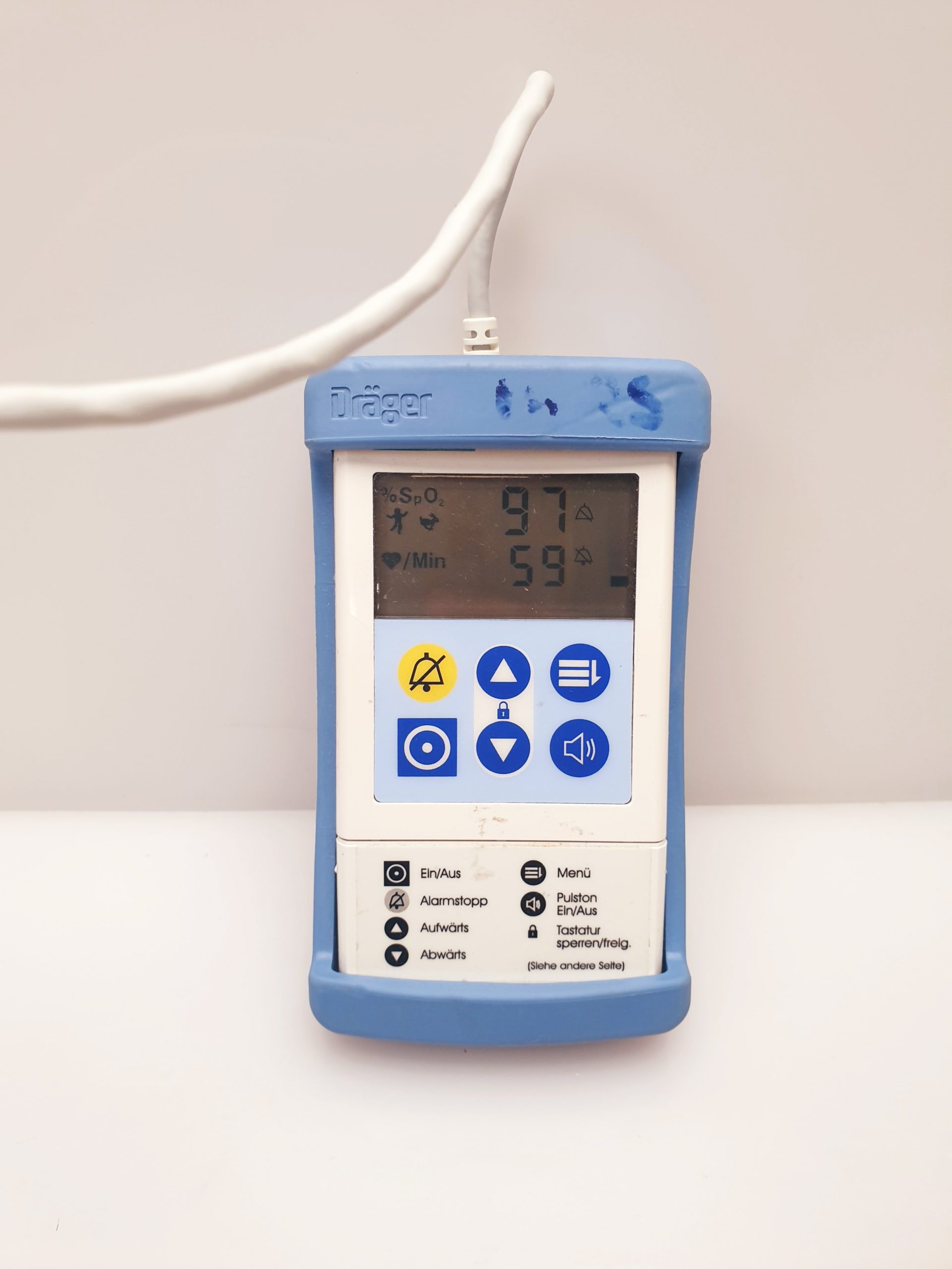 Siemens E554U MicrO2 tragbares Pulsoximeter Pulsoxymeter thumbnail 2