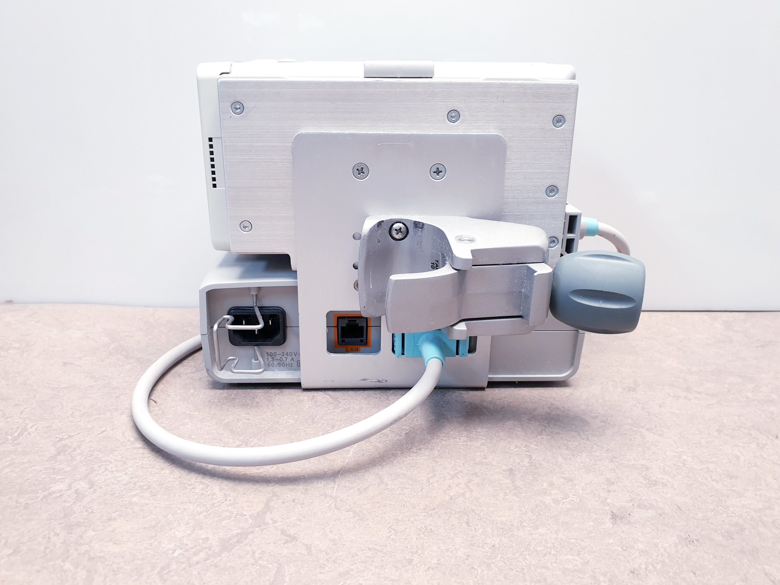 Philips IntelliVue X2 Vital Sign Monitor + 865122 M8023A Ladegerät + Kabel thumbnail 9